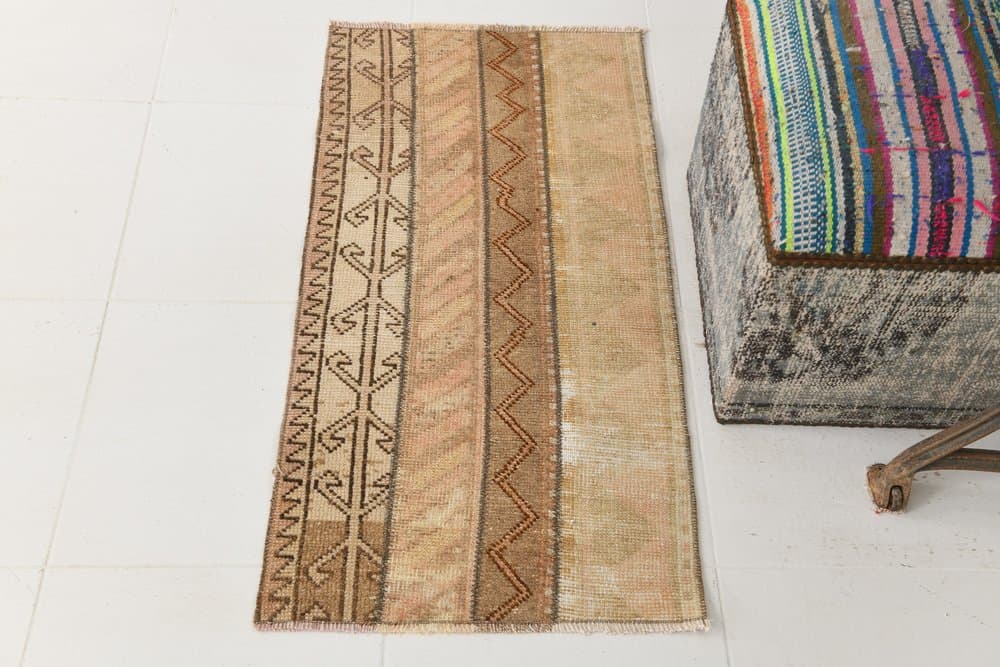 Rug 107x54 cm, beige, wool, 1970s - 215142