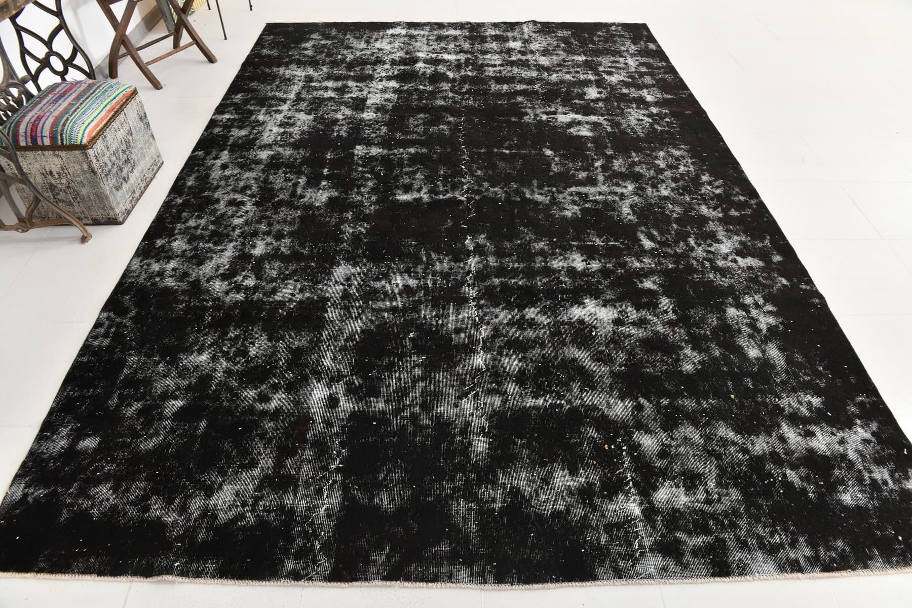 Dywan 347x243 cm, czarny, szary, wełna, lata 70. - 215115