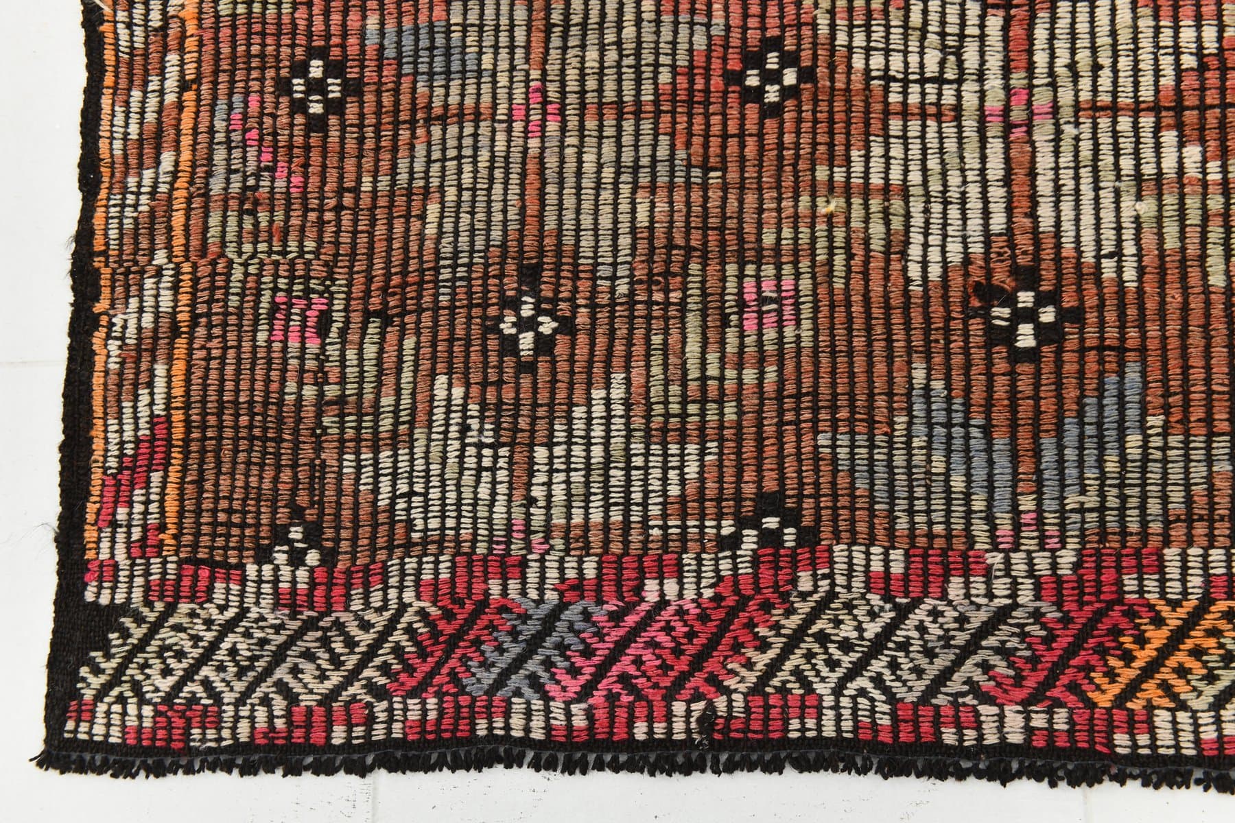 Kilim 178x270 cm, carmine, pastel, wool, 1970s - 215111
