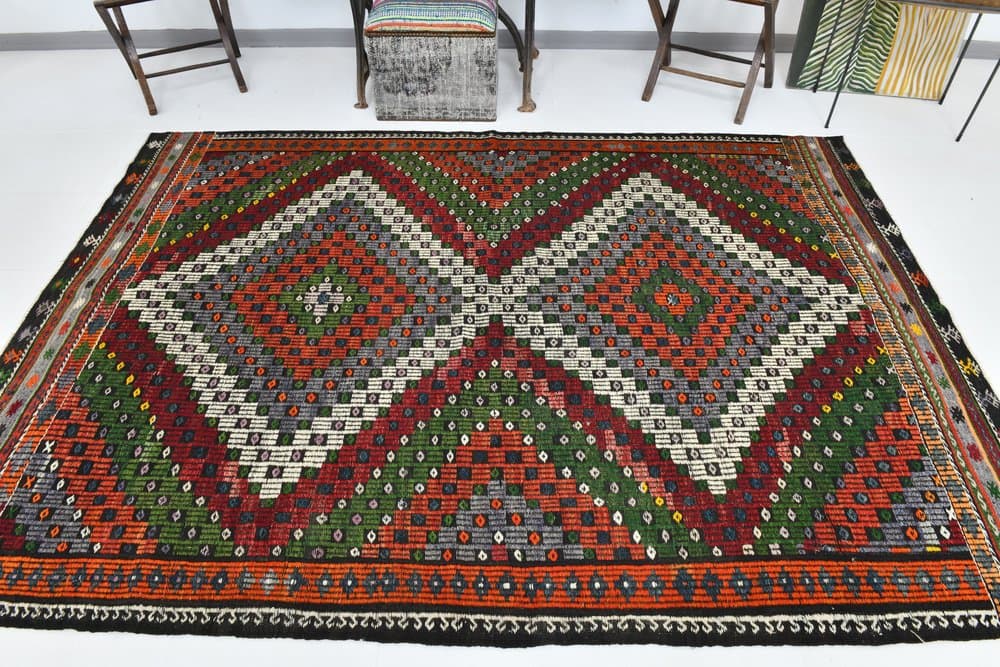 Kilim 186x265 cm, green, red, wool, 1970s - 215541