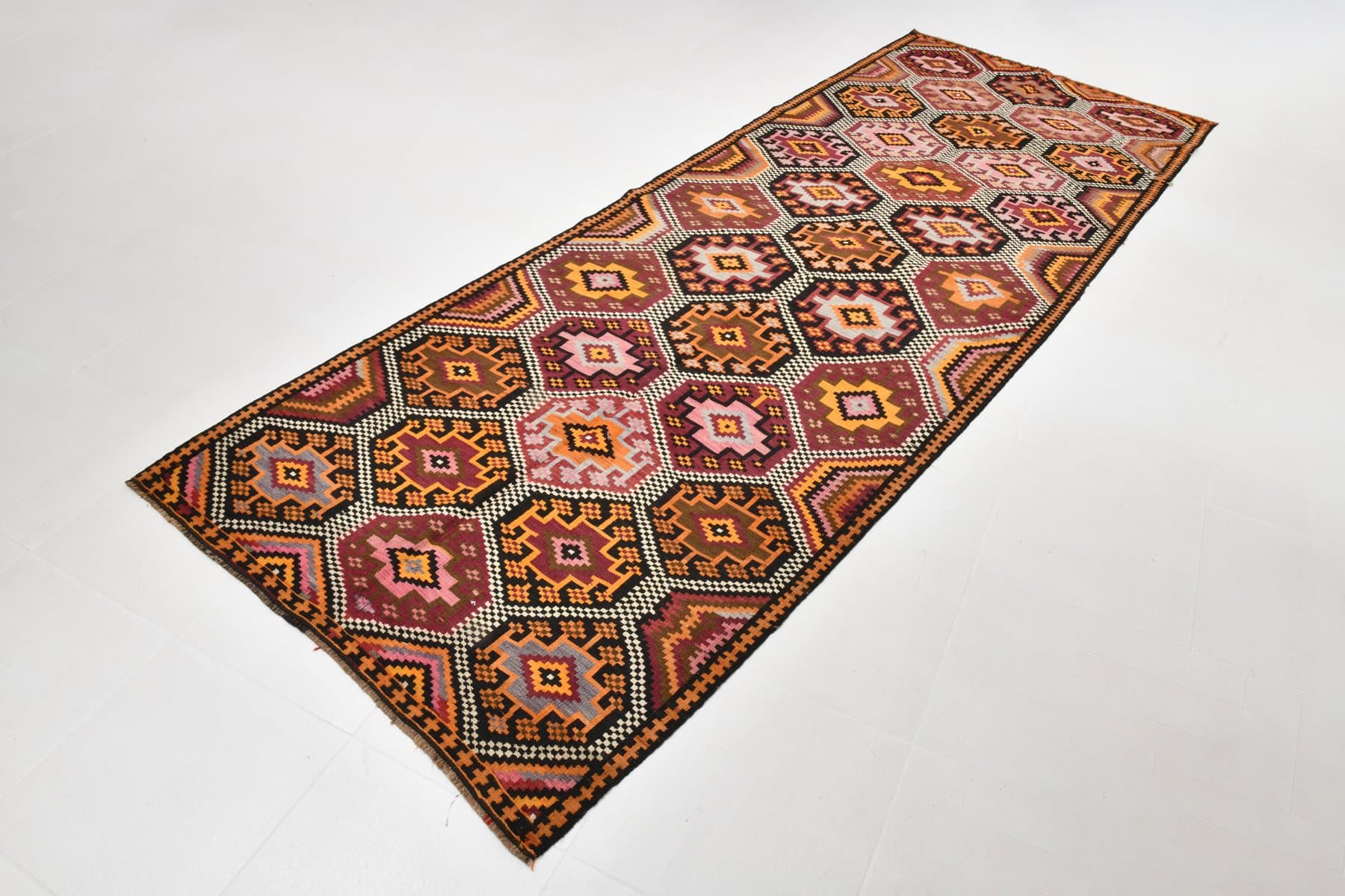 Kilim Rug 126x335 cm, beige, black, wool, Turkey, 1960s. - 215320