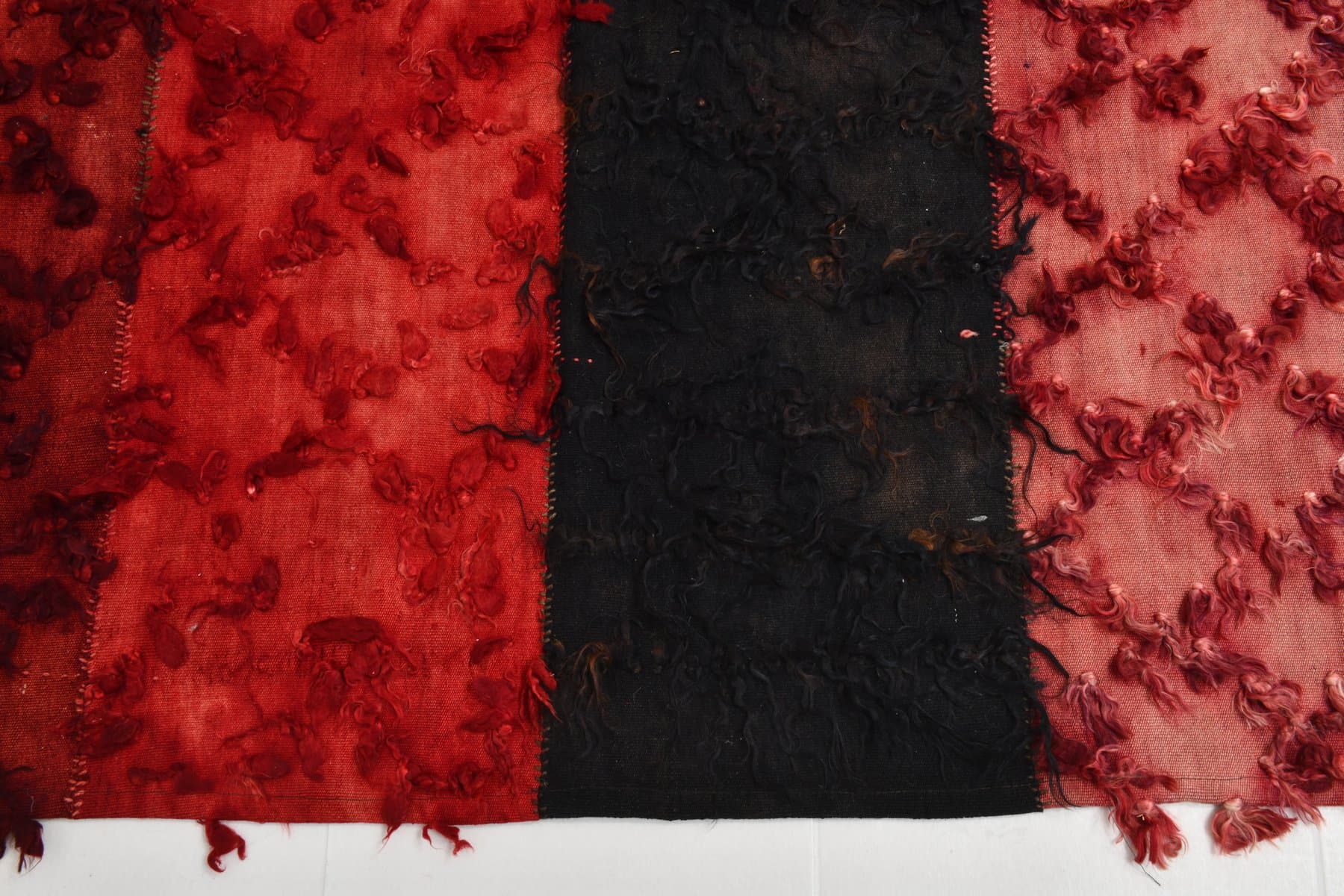 Kilim 169x247 cm, black, red, wool, Turkey, 1960s. - 215305