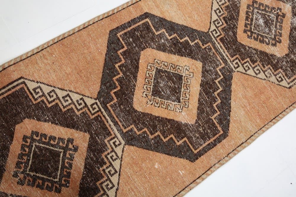 Runner Rug 345x94 cm, brown, coral, wool, Turkey, 1960s - 219389