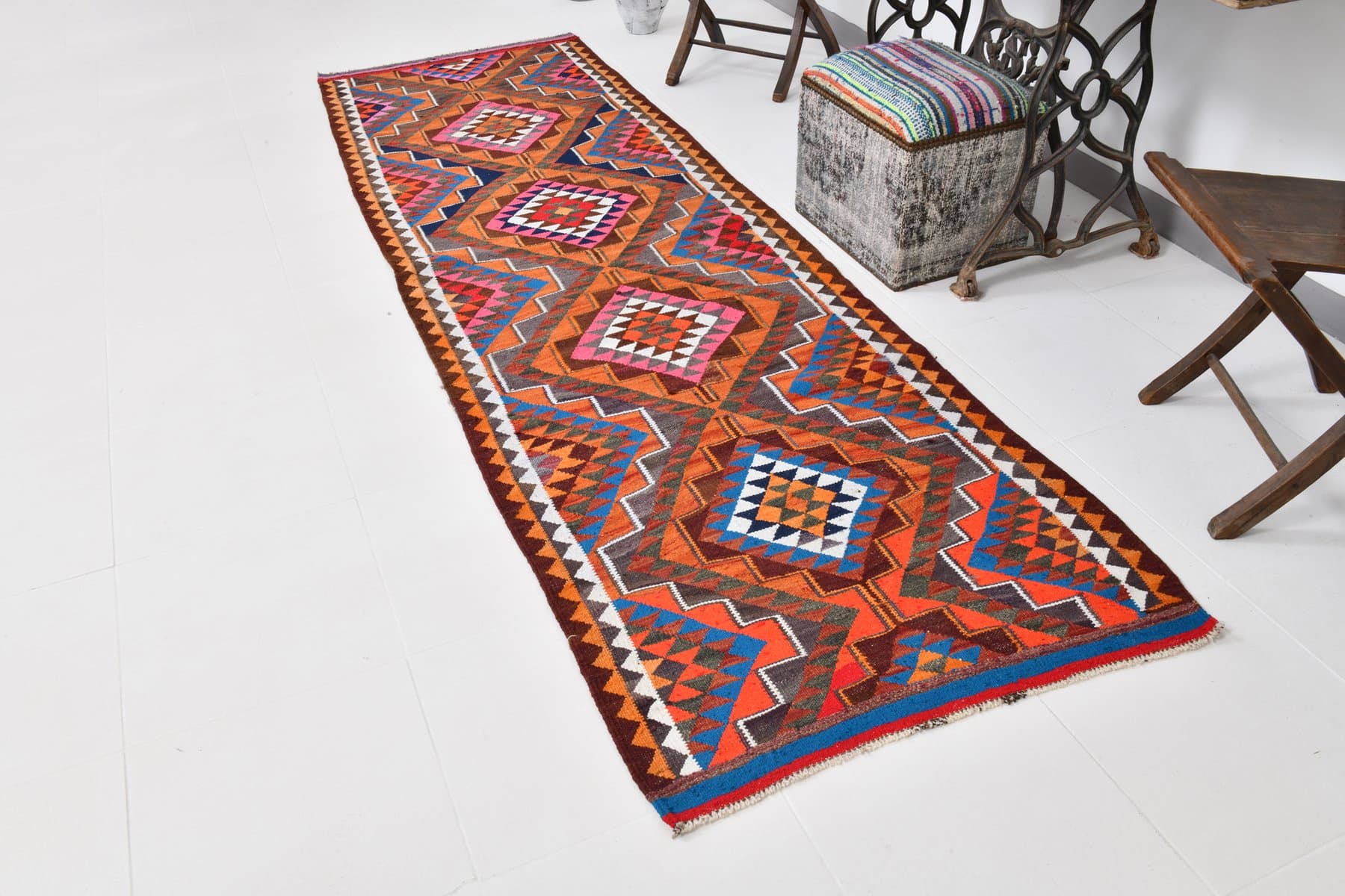 Kilim Runner 309x95 cm, brown, crimson, wool, Turkey, 1960s. - 219359