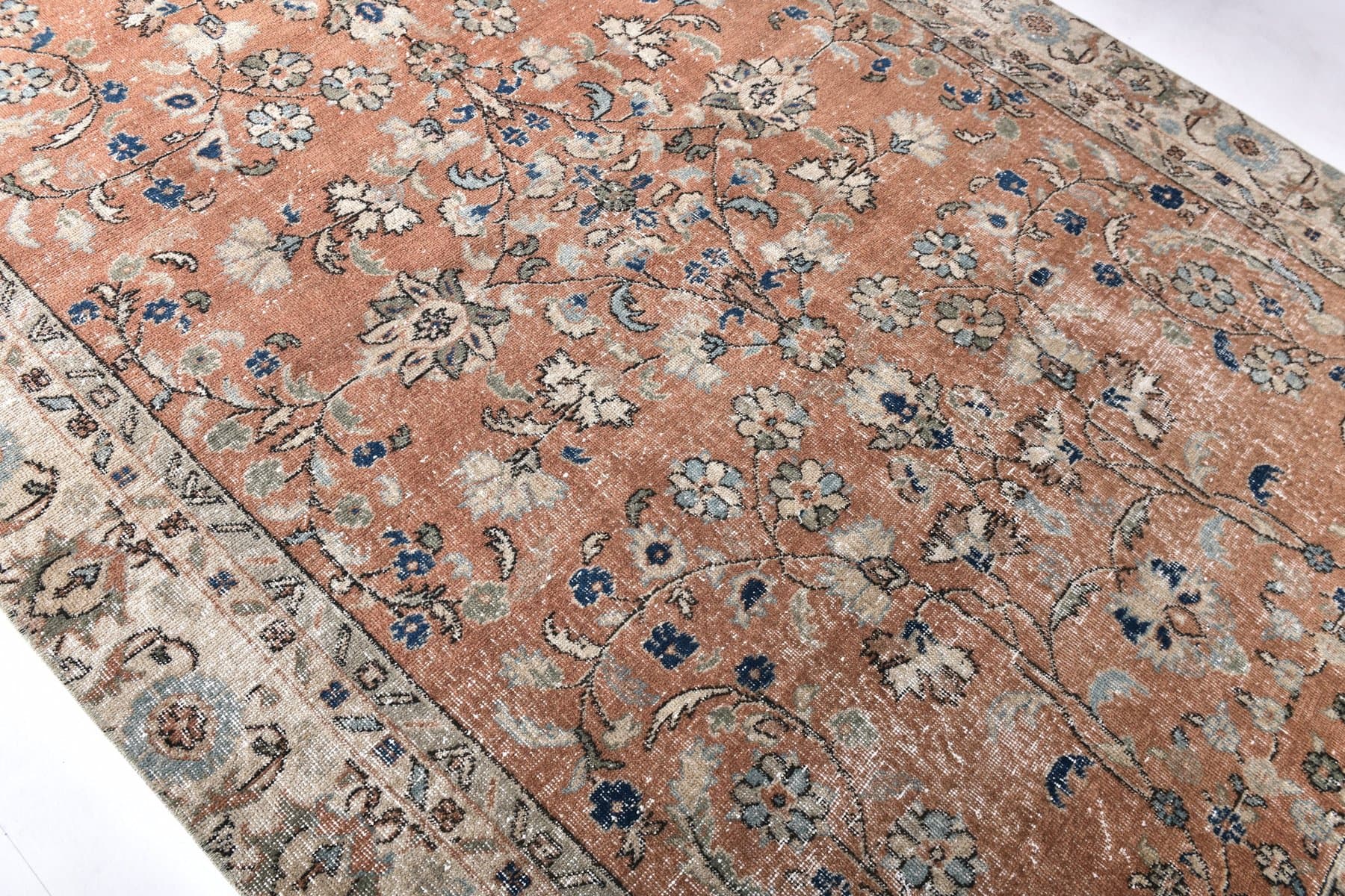 Rug 186x291 cm, beige, wool, Turkey, 1970s. - 219034