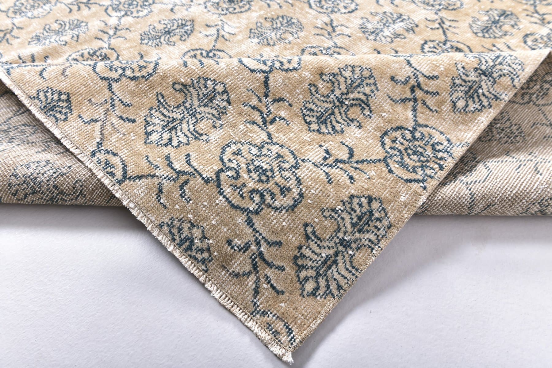 Rug 296x215 cm, beige, wool, Turkey, 1960s. - 219015