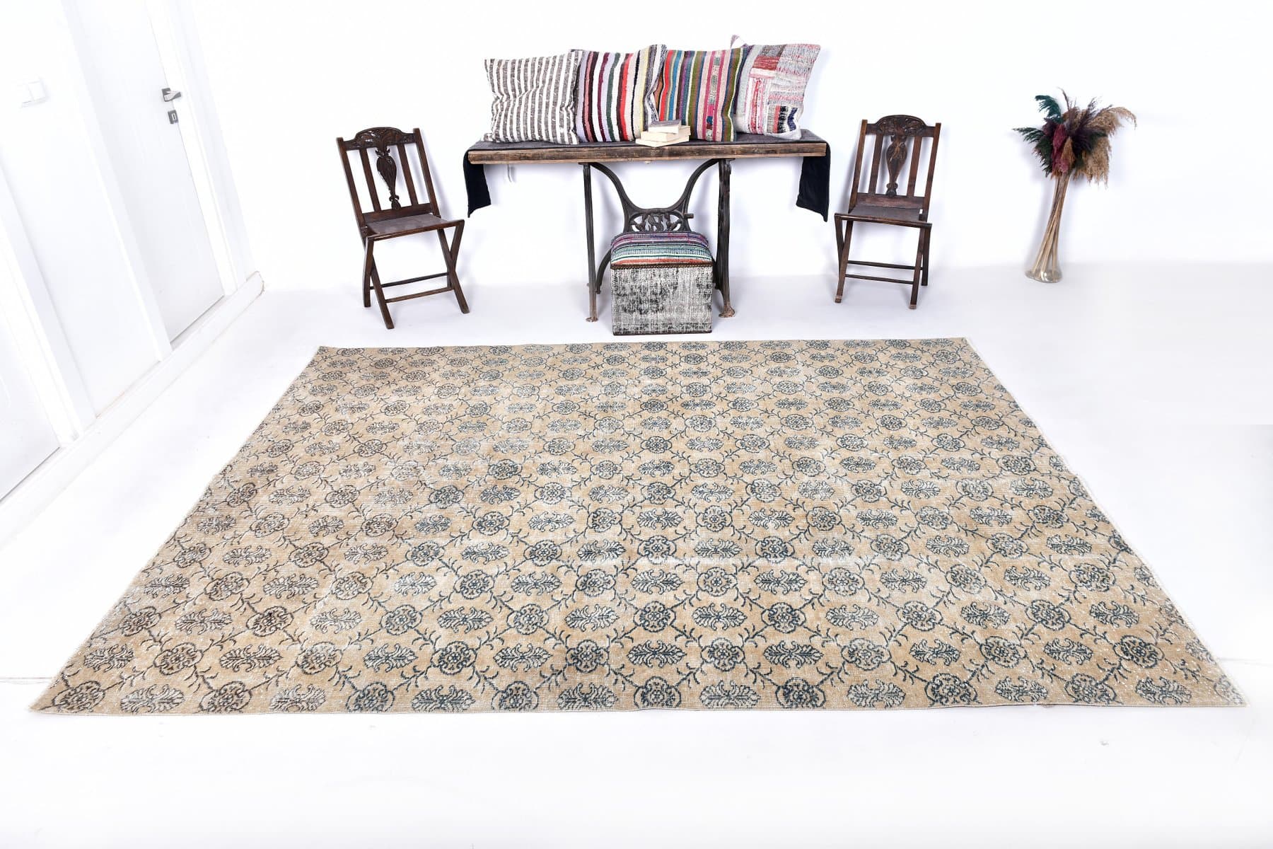Rug 296x215 cm, beige, wool, Turkey, 1960s. - 219010