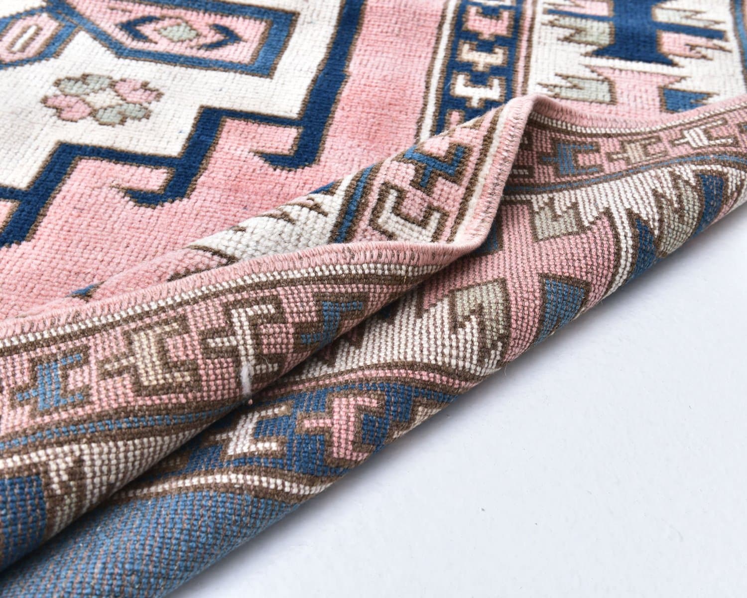 Rug 252x183 cm, blue, red, wool, Turkey, 1970s. - 218904