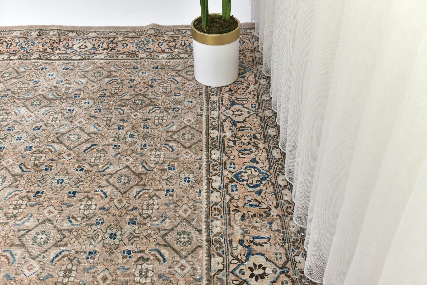 Rug 388x303 cm, brown, wool, Turkey, 1970s. - 218845