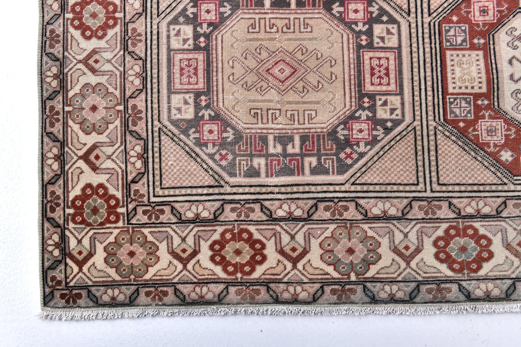 Rug 193x285 cm, brown, wool, Turkey, 1970s. - 218820