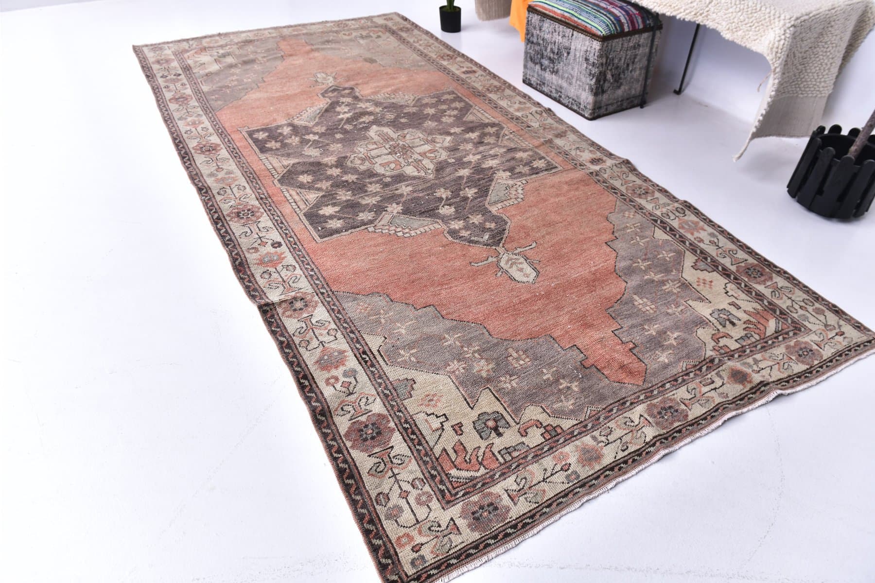 Dywan 301x150 cm, różowy, wełna, Turcja, lata 70. - 218787