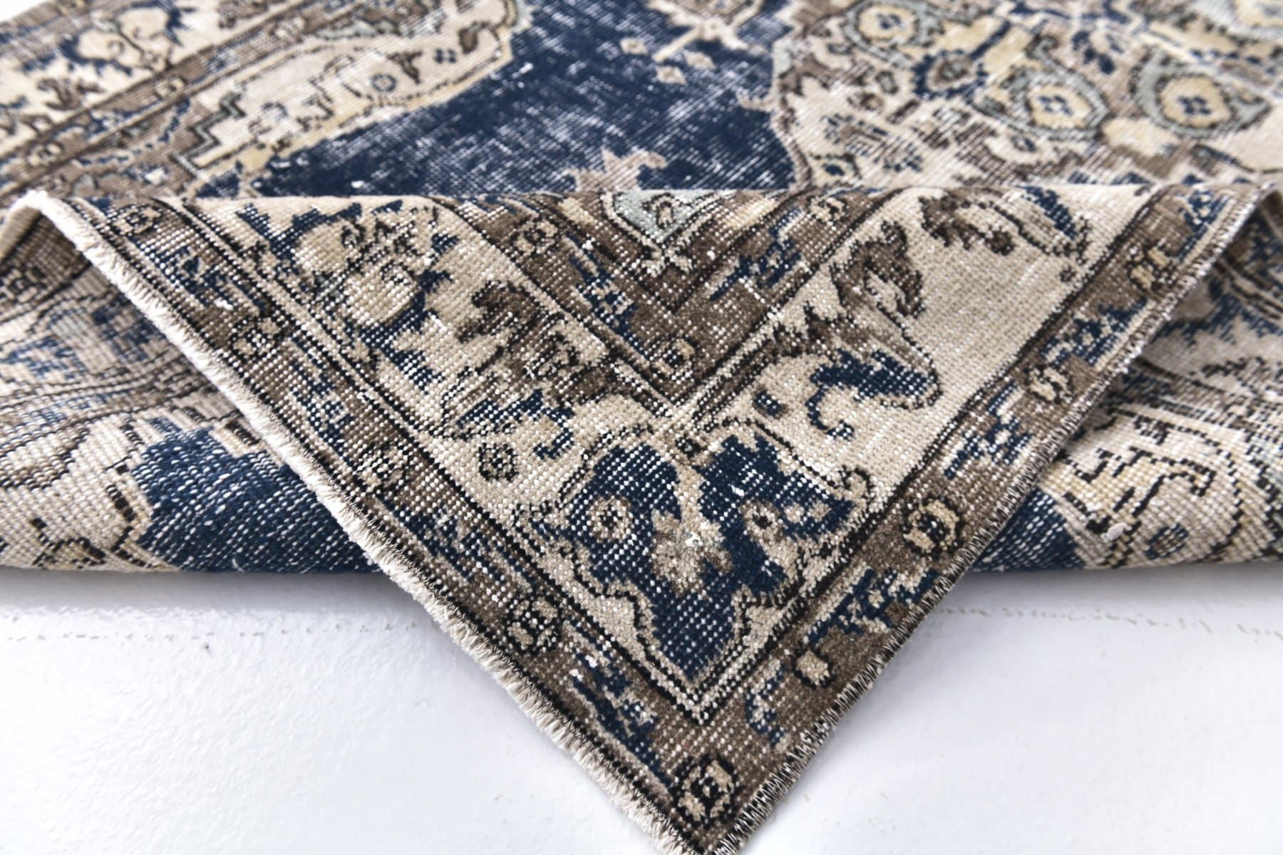 Rug 208x118 cm, blue, wool, Turkey, 1970s. - 218556