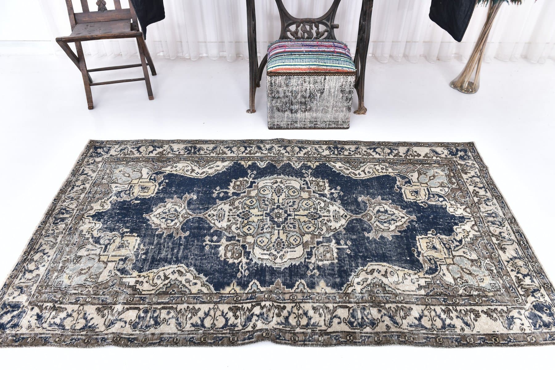 Rug 208x118 cm, blue, wool, Turkey, 1970s. - 218550