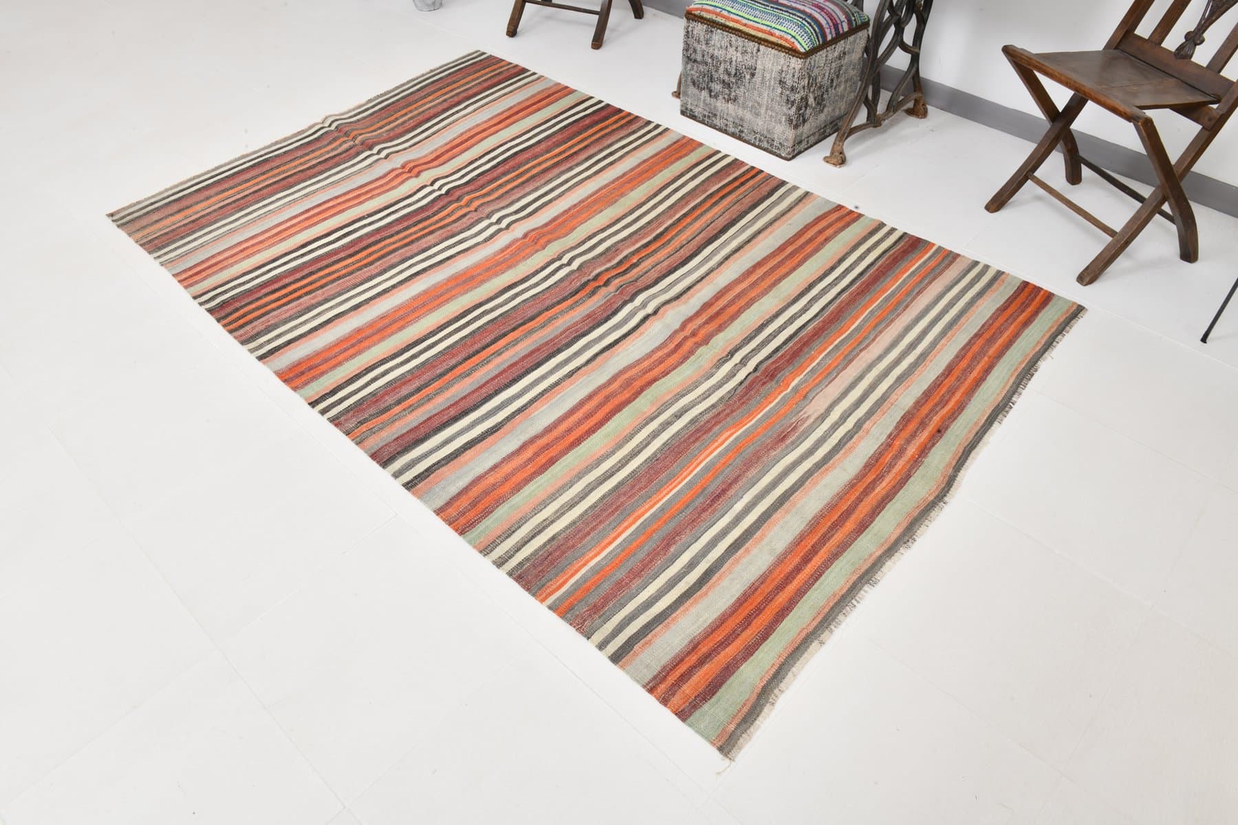 Kilim Rug 236x153 cm, orange, green, wool, Turkey, 1960s. - 218479