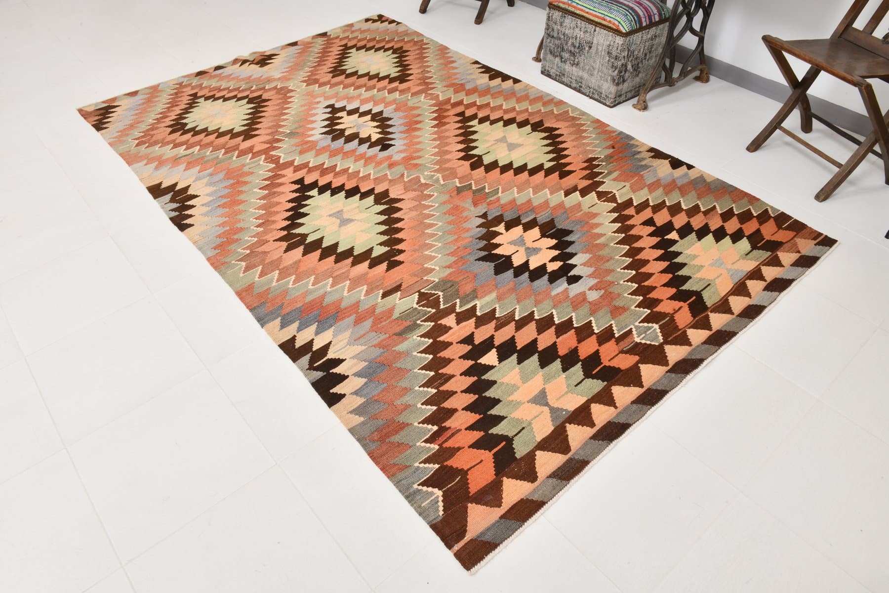 Kilim 278x175 cm, czerwony, wełna, lata 60. - 218372