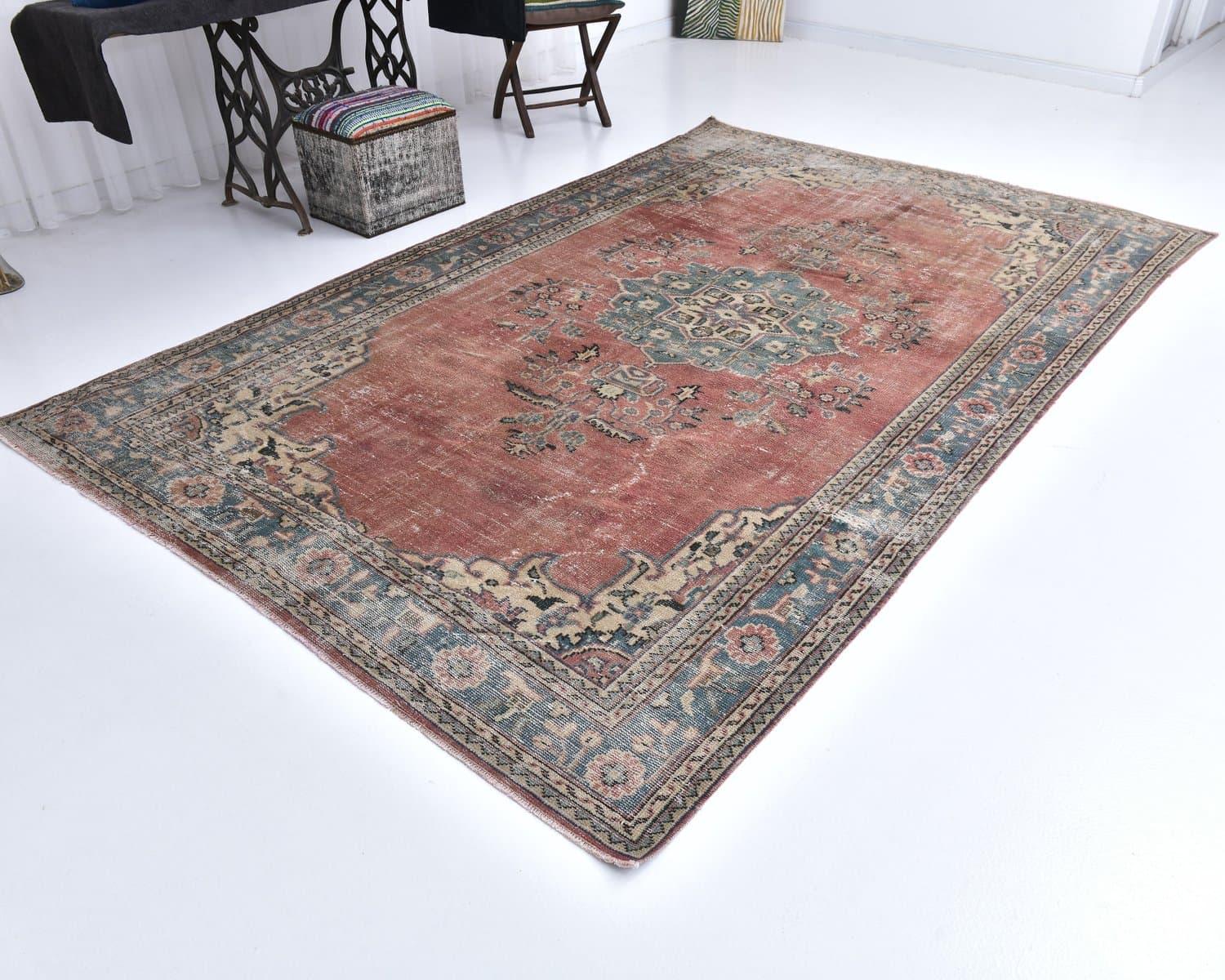 Dywan 333x211 cm, czerwony, wełna, Turcja, lata 70. - 218246