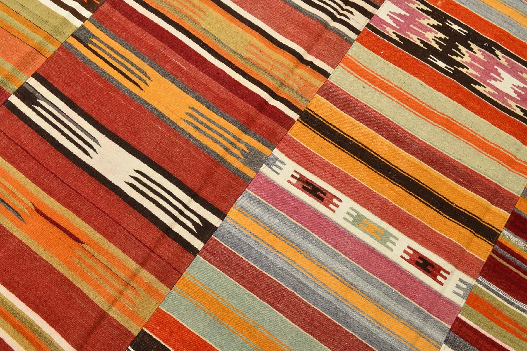 Dywan 360x260 cm, czerwony, wełna, Turcja, lata 70. - 217870