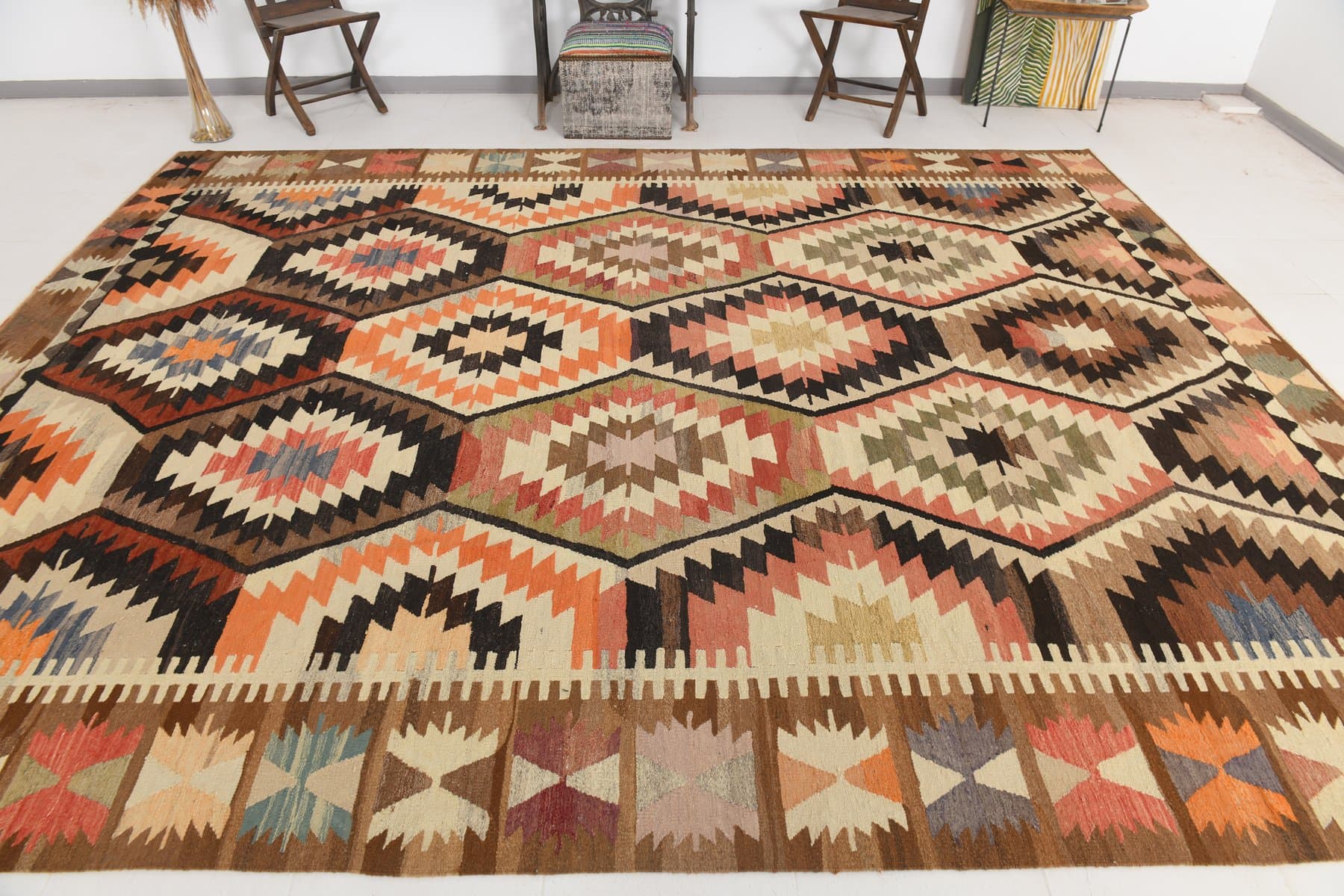 Kilim 391x306 cm, brązowy, beżowy, wełna, Turcja, lata 70. - 217806