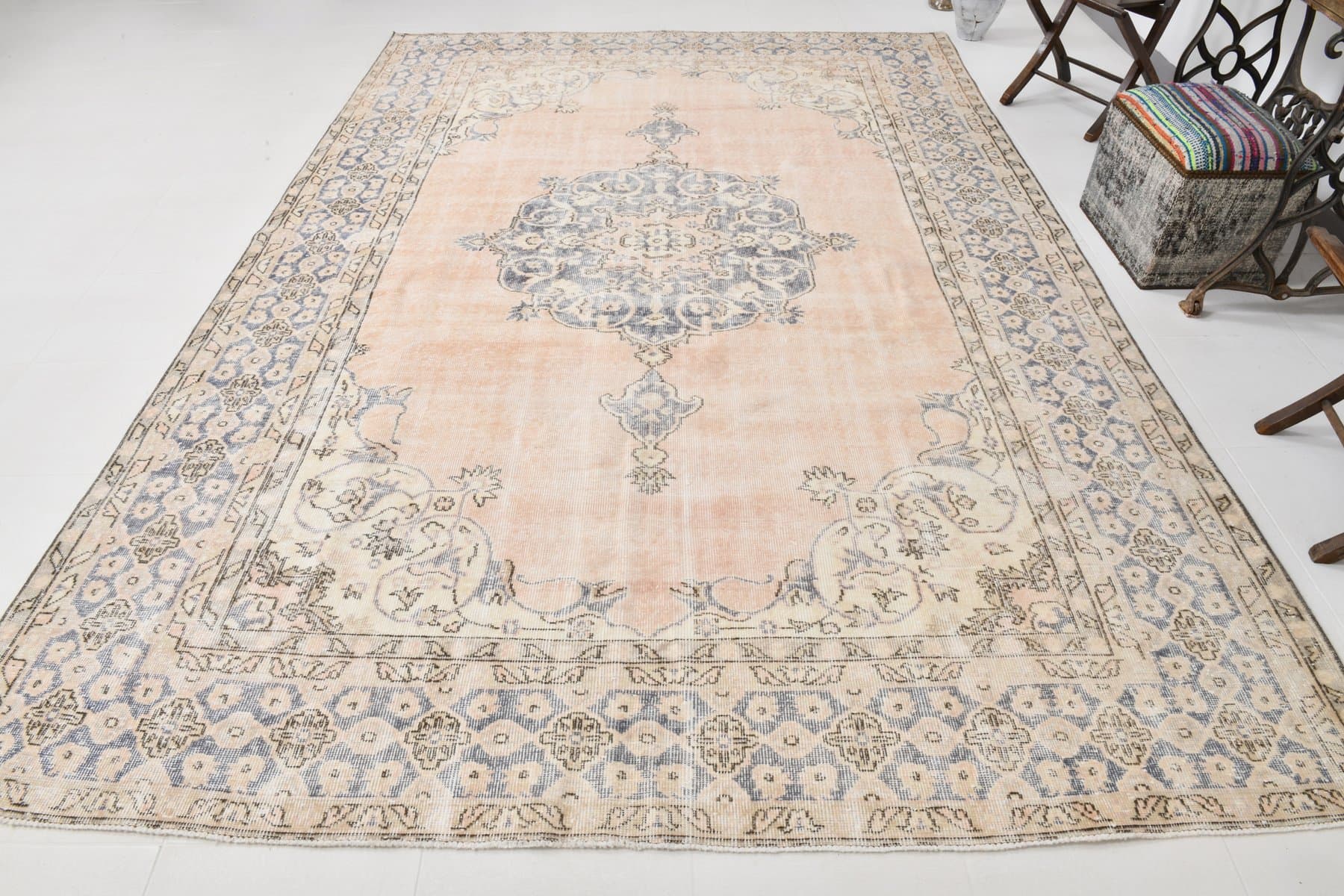 Rug 240x345 cm, beige, wool, Turkey, 1970s. - 217746