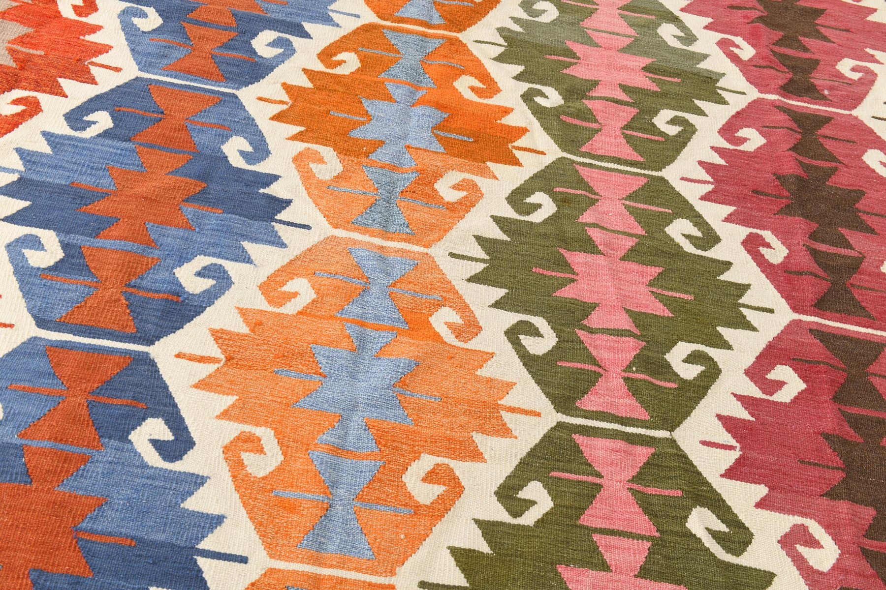 Kilim 368x253 cm, czerwony, zielony, wełna, Turcja, lata 60. - 217362