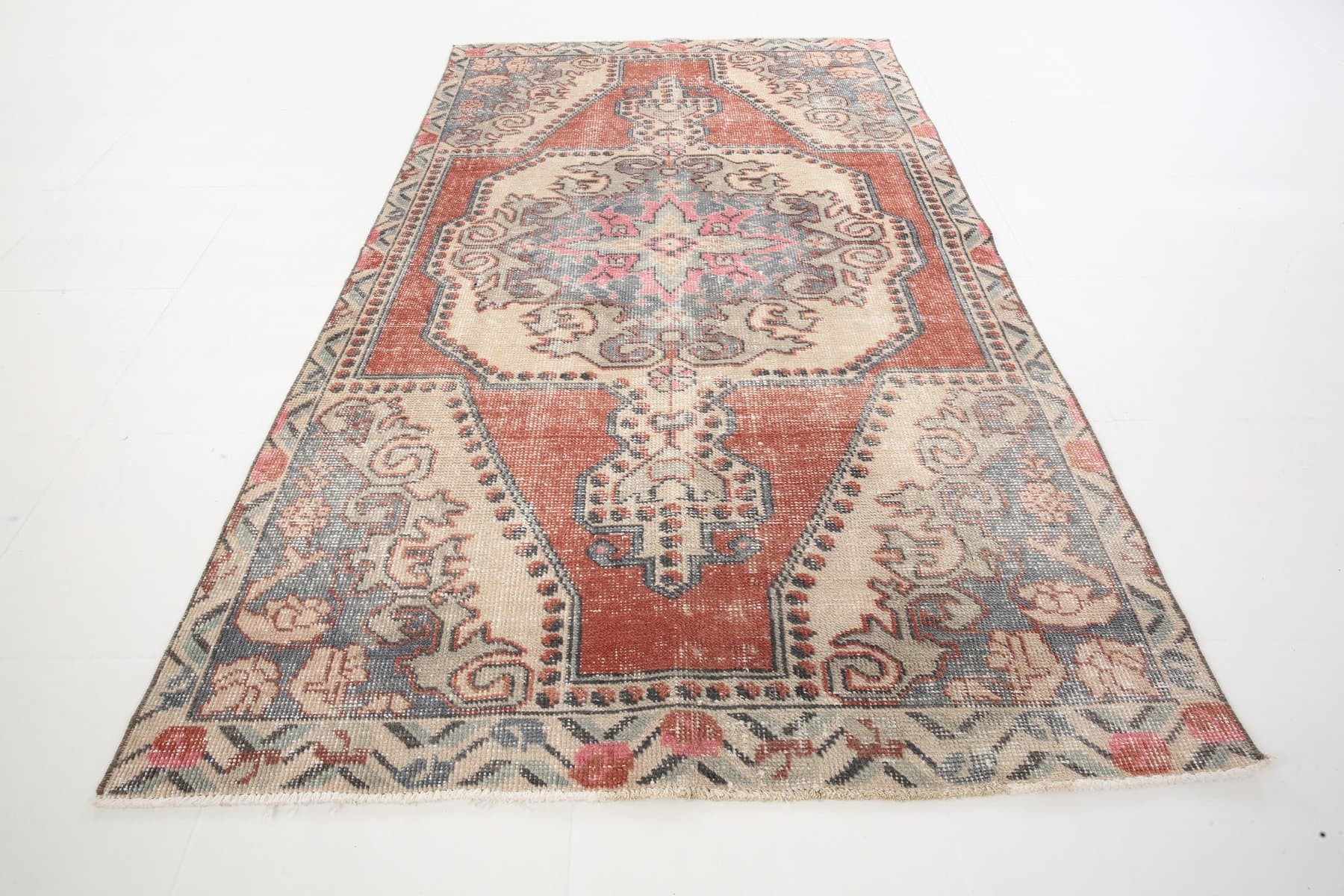 Rug 220x126 cm, Cream, Pink, Wool, 1970s - 217201