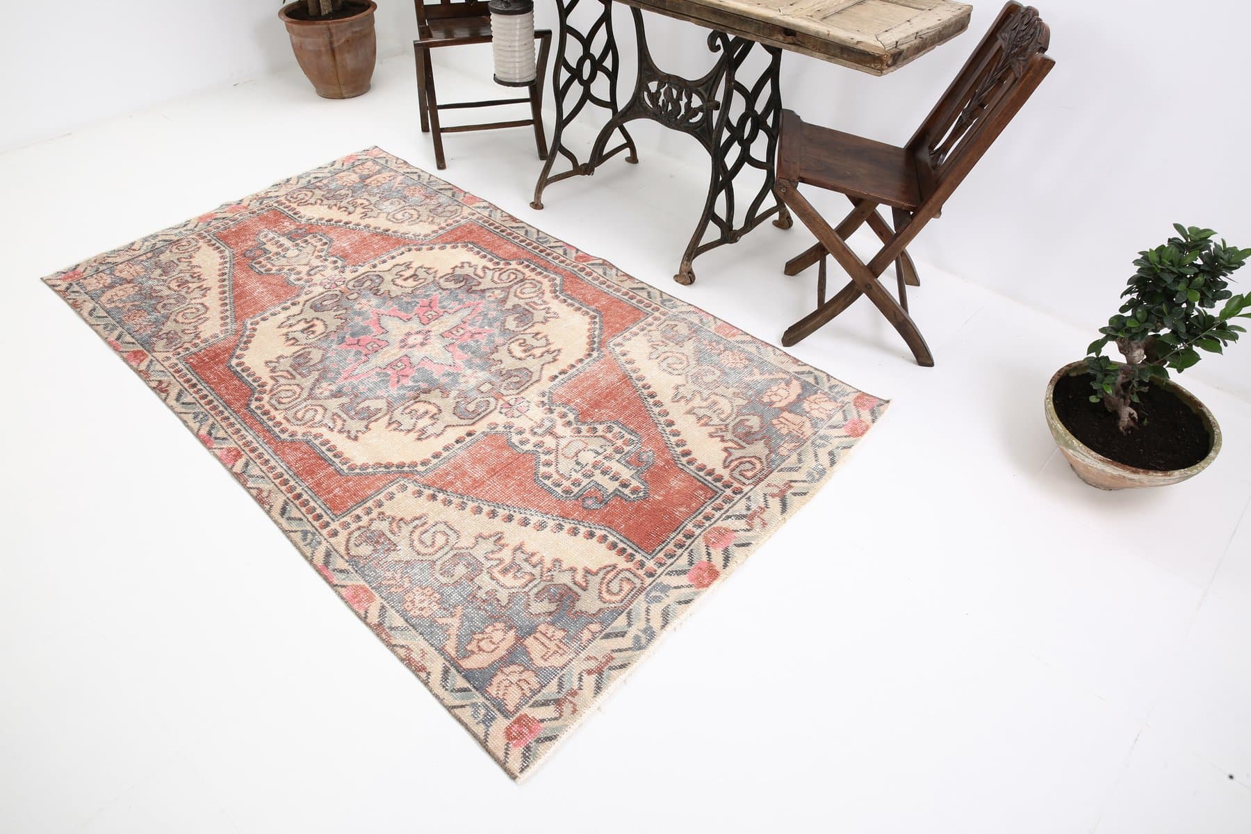 Rug 220x126 cm, Cream, Pink, Wool, 1970s - 217202