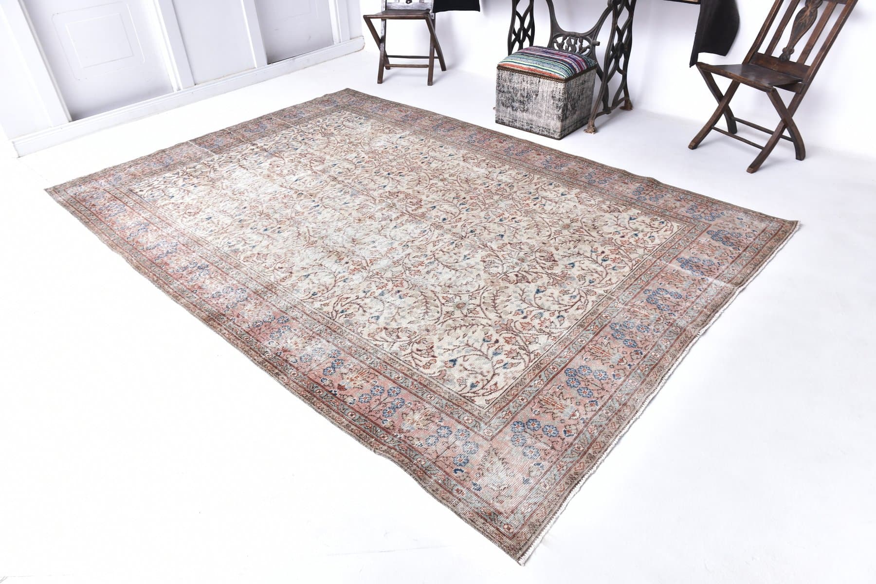 Rug 301x210 cm, beige, wool, Turkey, 1970s. - 216981