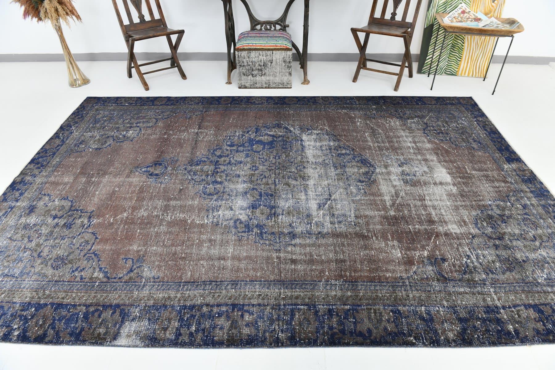 Rug 320x218 cm, Silver, Navy Blue, Wool, 1970s - 216838