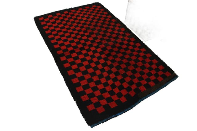 Rug 107x180 cm, black, red, wool, 1970s - DIMENSION