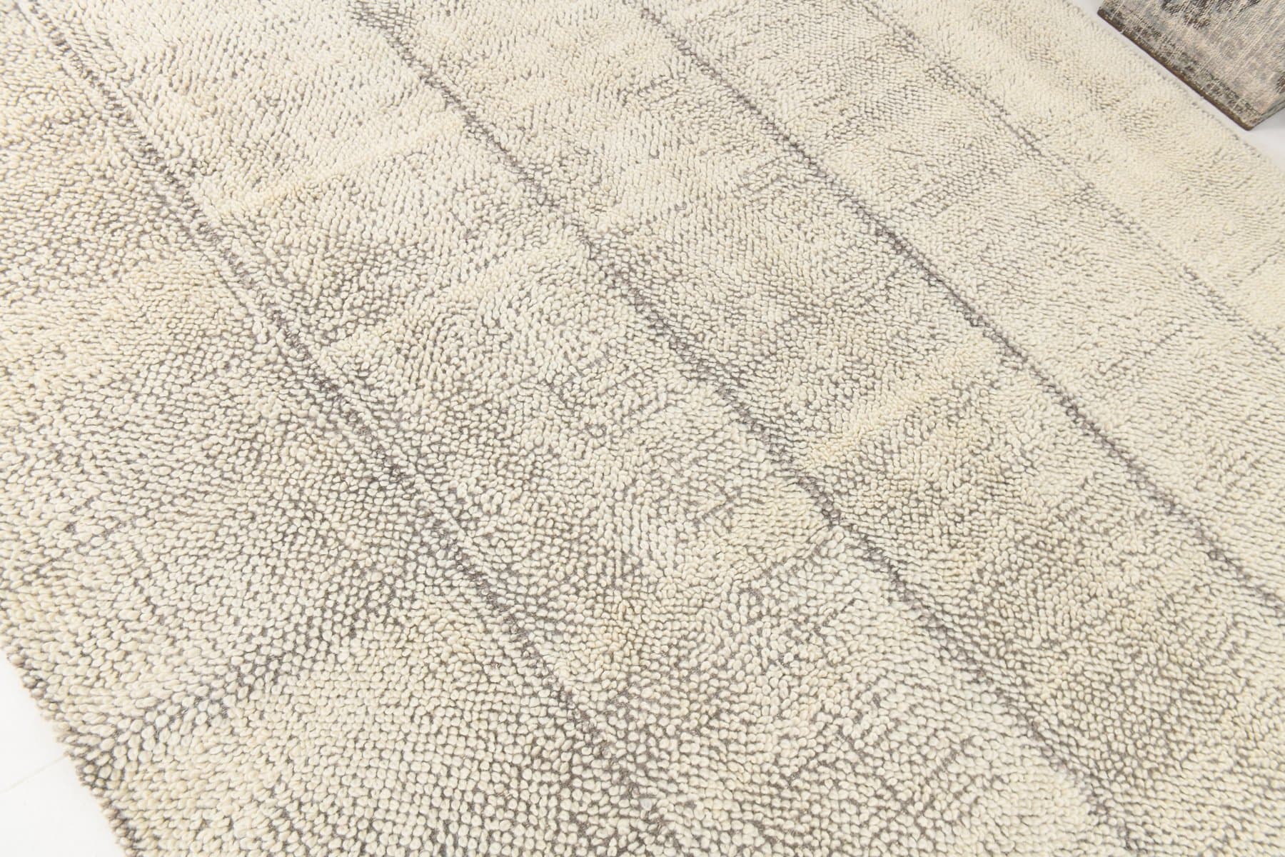 Kilim 307x255 cm, beige, wool, 1970s - 216486