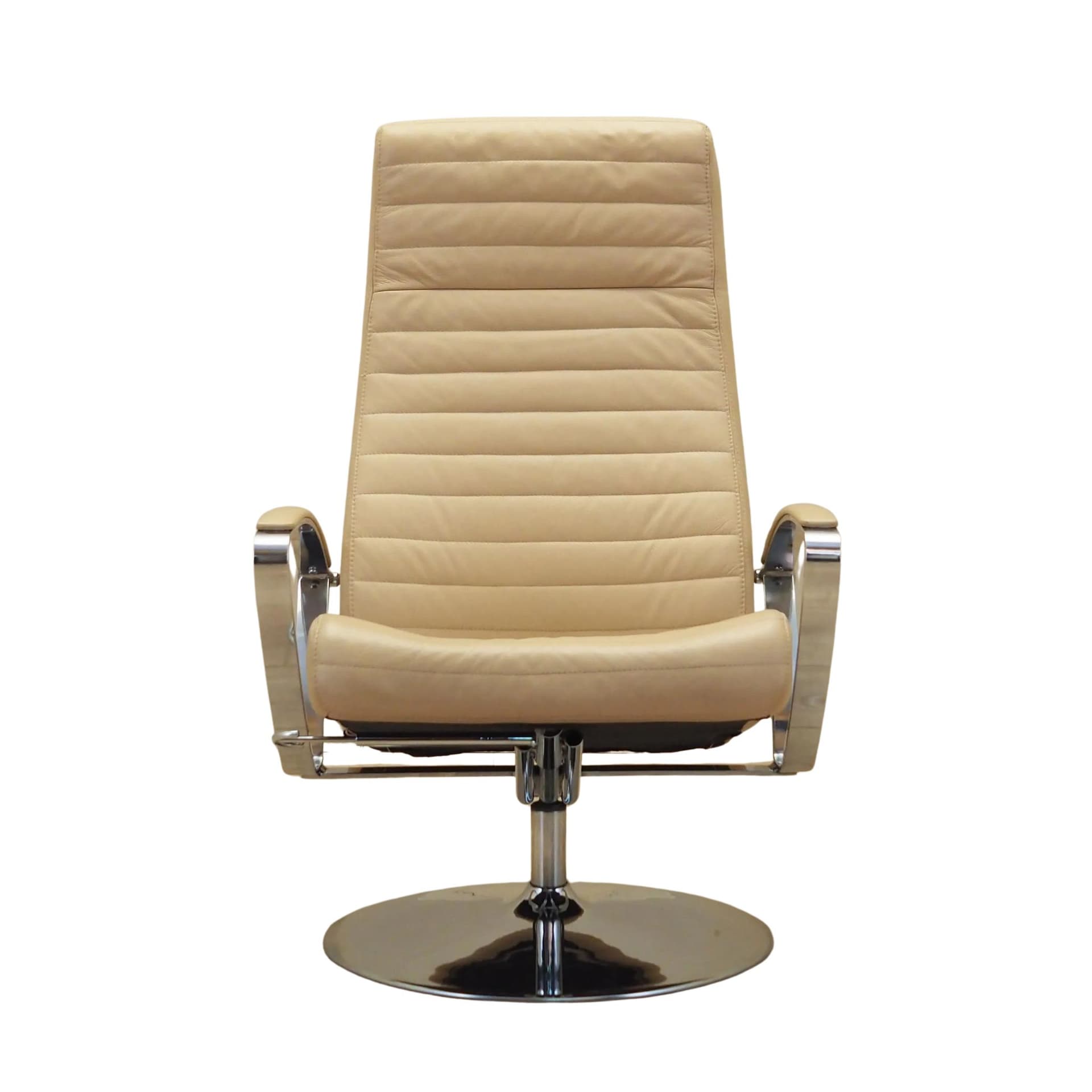 Lounge chair, beige leather, chromed metal, Denmark, 1970s.