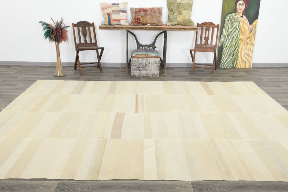 Kilim 338x240 cm, ivory, wool, 1980s - 216388