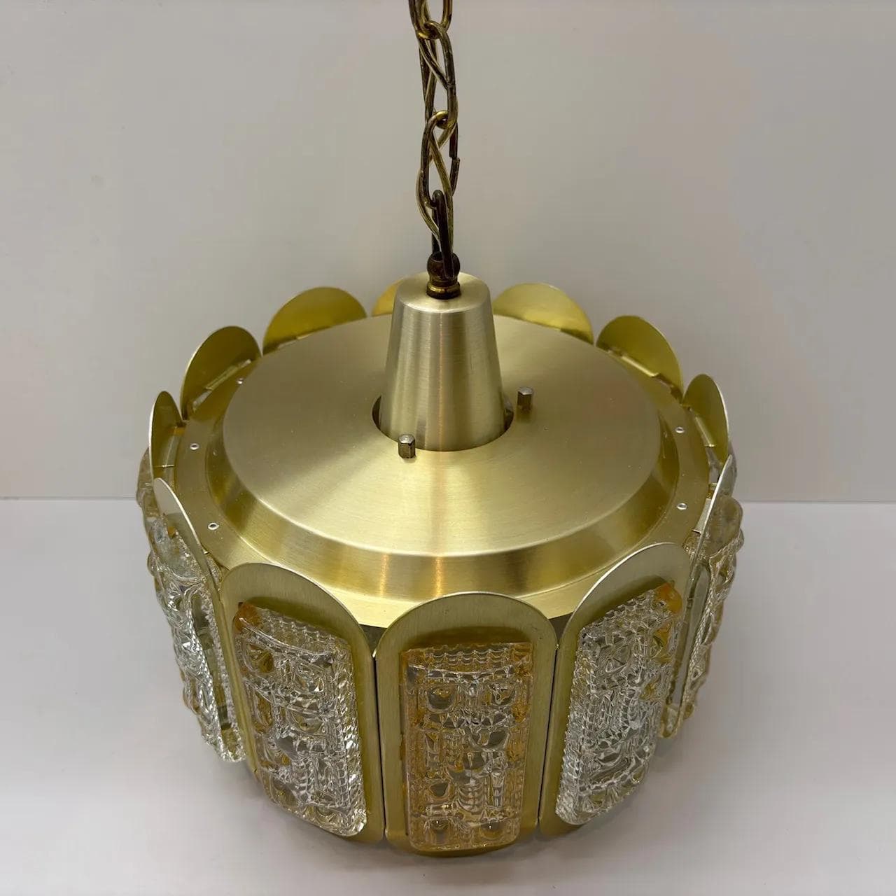 Lampa wisząca, Vitrika, aluminium złoty, szkło, Dania, lata 70. - 16006