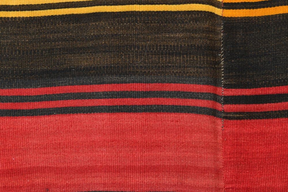 Kilim 177x136 cm, czerwony, czarny, wełna, Turcja, lata 70. - 219793