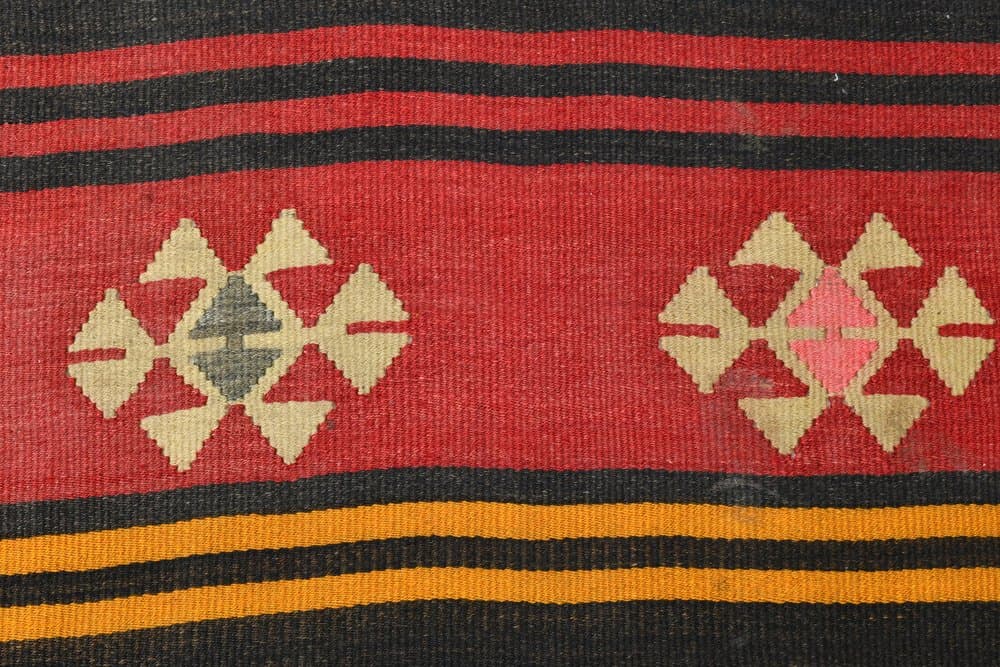 Kilim 177x136 cm, czerwony, czarny, wełna, Turcja, lata 70. - 219787