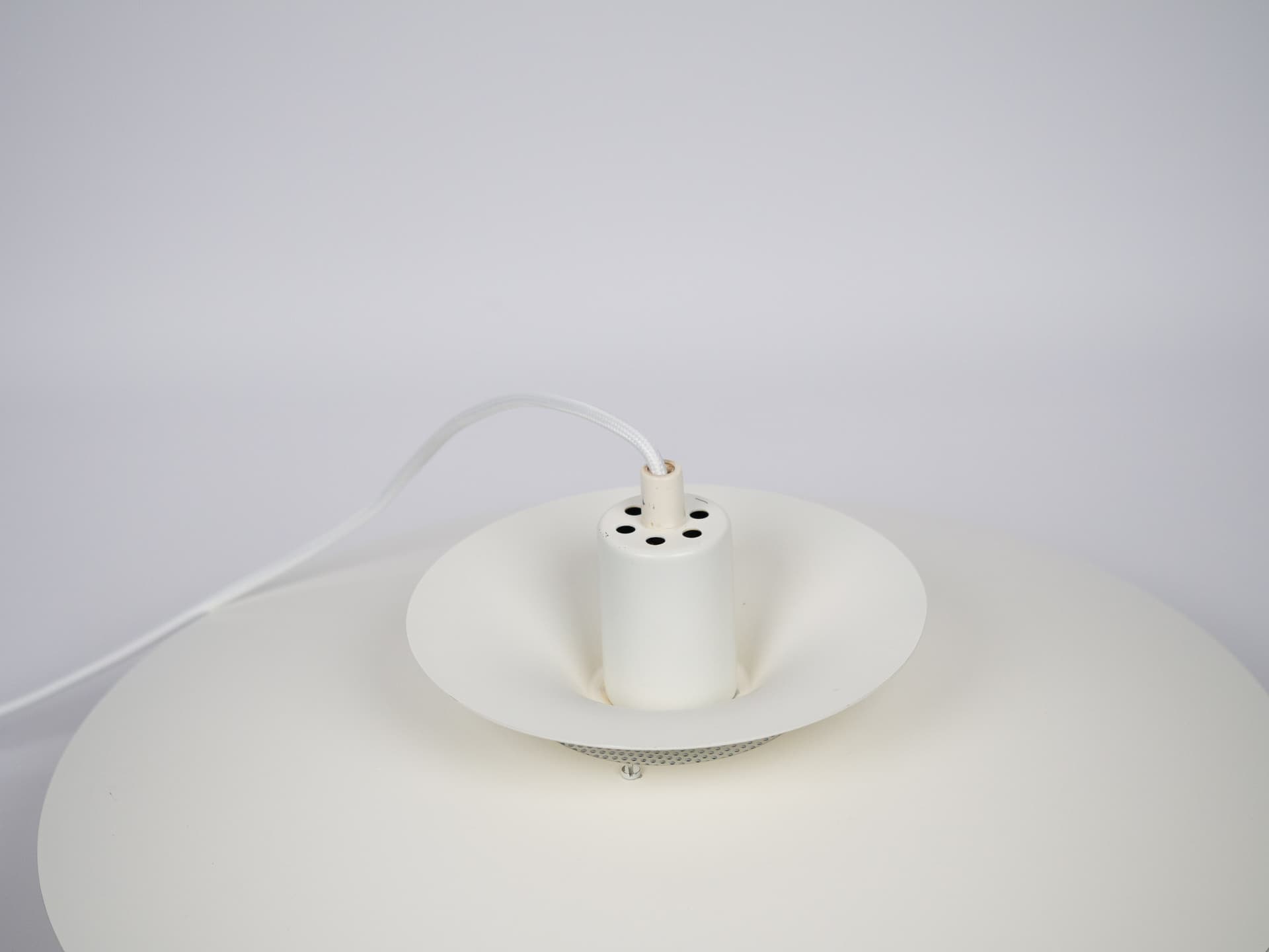 Pendant lamp Verona, white aluminium, by K. Wiborg, Jeka, Denmark, 1980s. - 220751