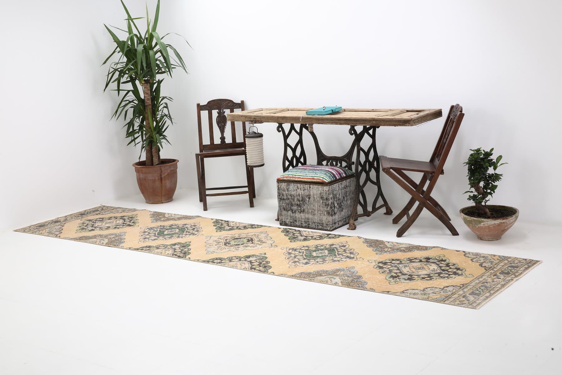 Runner Rug 380x91 cm, beige, green, wool, Turkey, 1960s - 221120