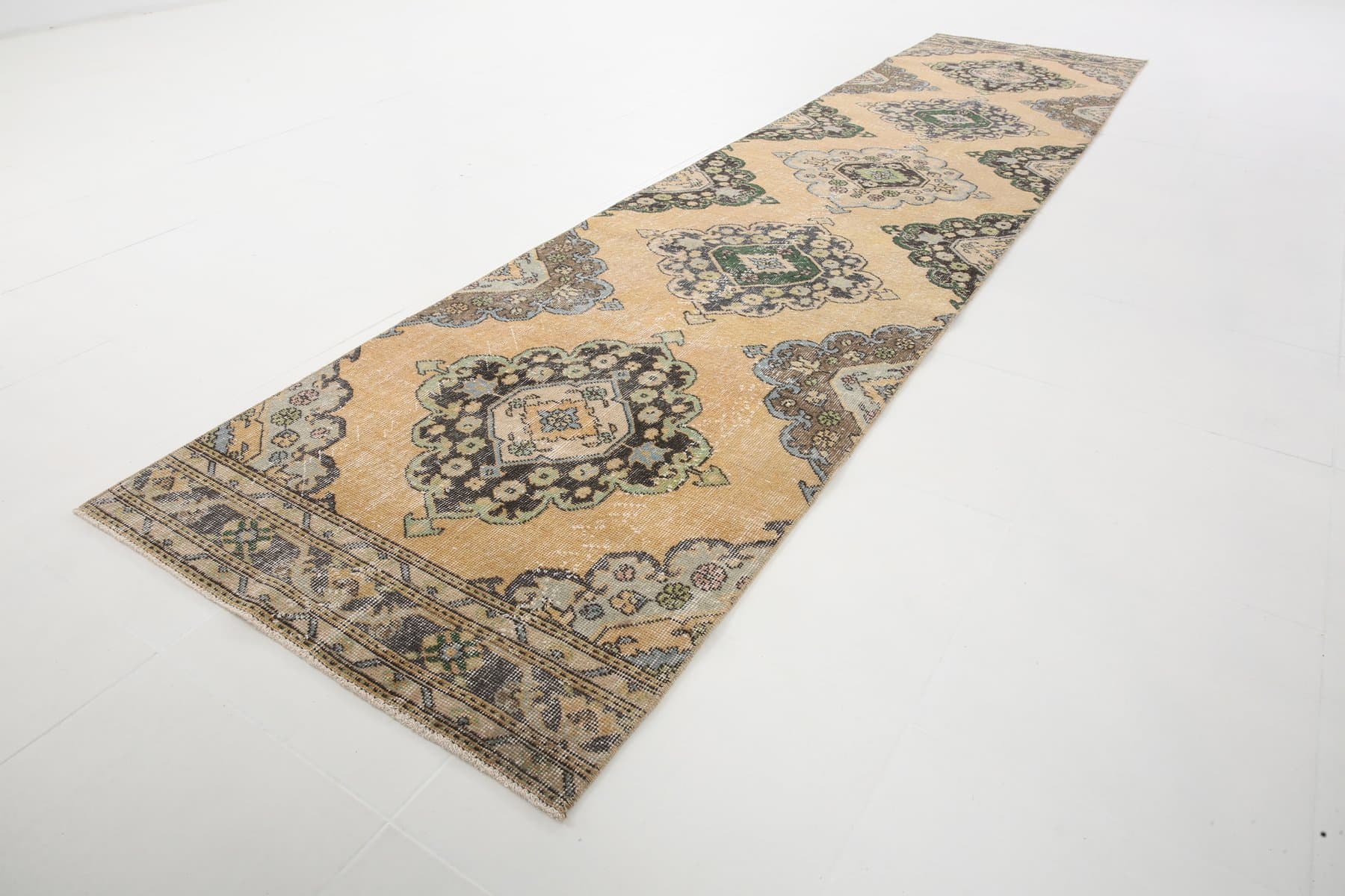 Runner Rug 380x91 cm, beige, green, wool, Turkey, 1960s - 221121