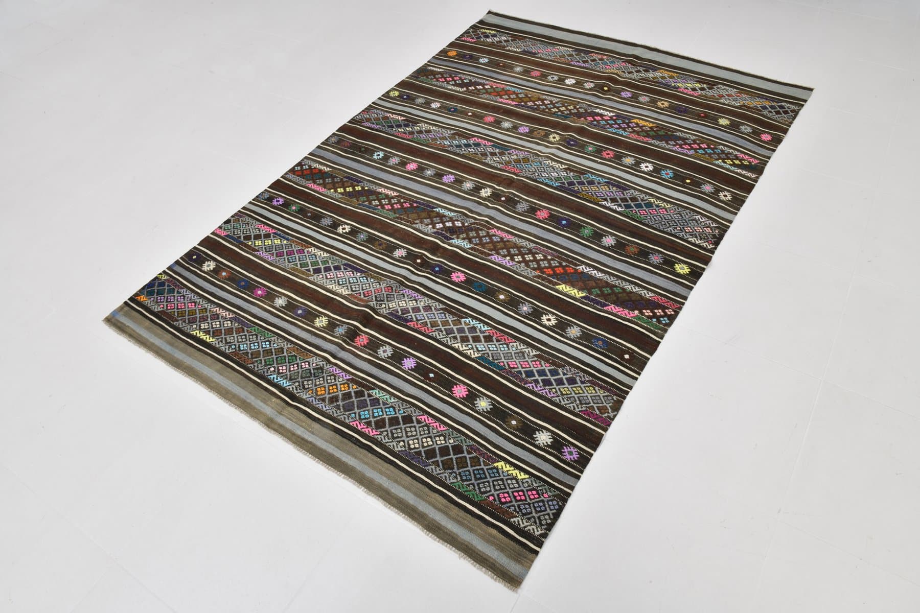 Kilim 214x144 cm, szary, brązowy, wełna, Turcja, lata 70. - 221042