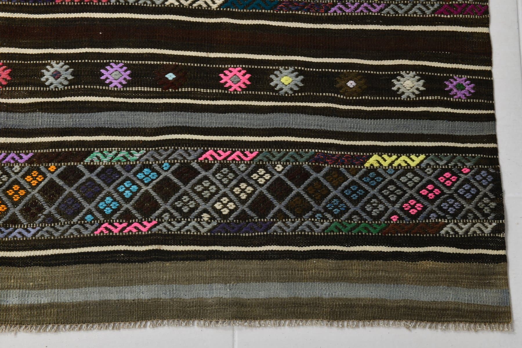 Kilim 214x144 cm, szary, brązowy, wełna, Turcja, lata 70. - 221051