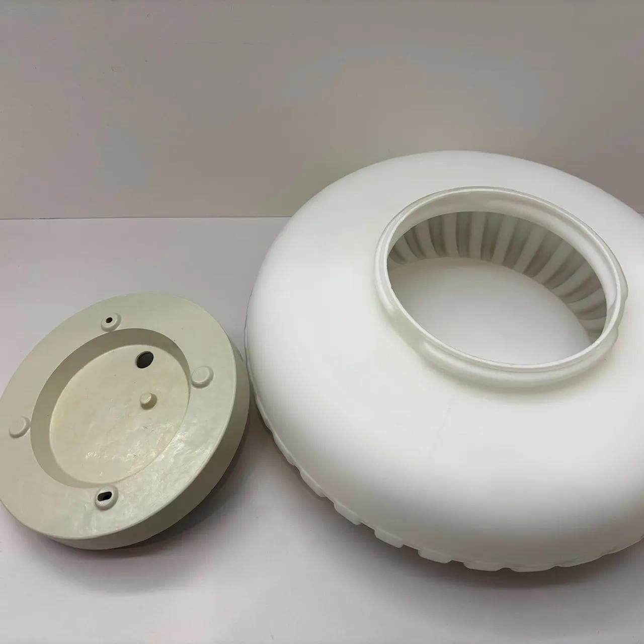 Kinkiet, plafon, biały, szkło opalowe, bakelit, Staff Leuchten, Niemcy, lata 70. - 16108