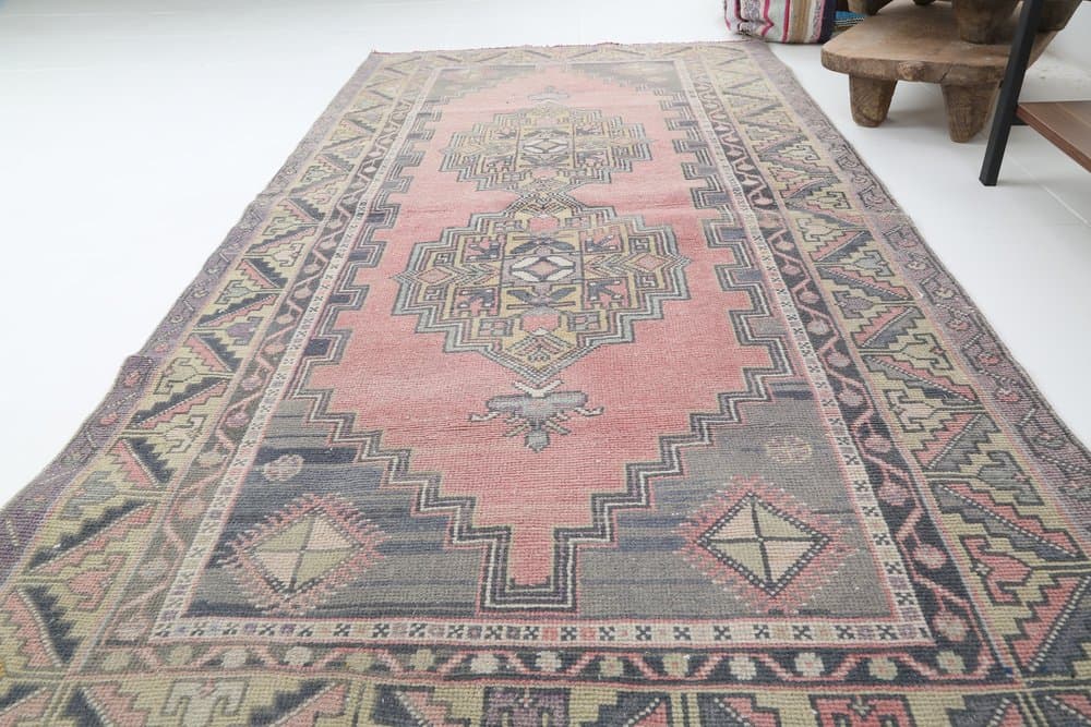 Dywan 220x113 cm, różowy, wełna, Turcja, lata 70. - 221890