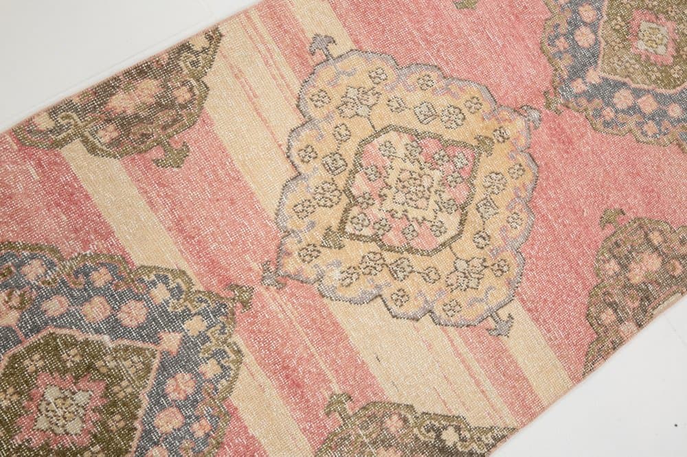 Runner Rug 86x376 cm, pink, wool, Turkey, 1960s - 221593