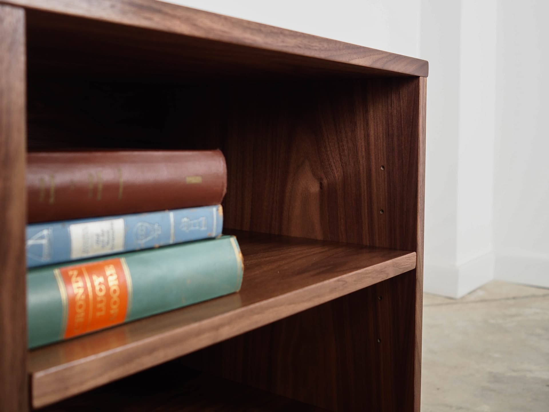 Sideboard, orzech ciemny, lata 60. - 222230