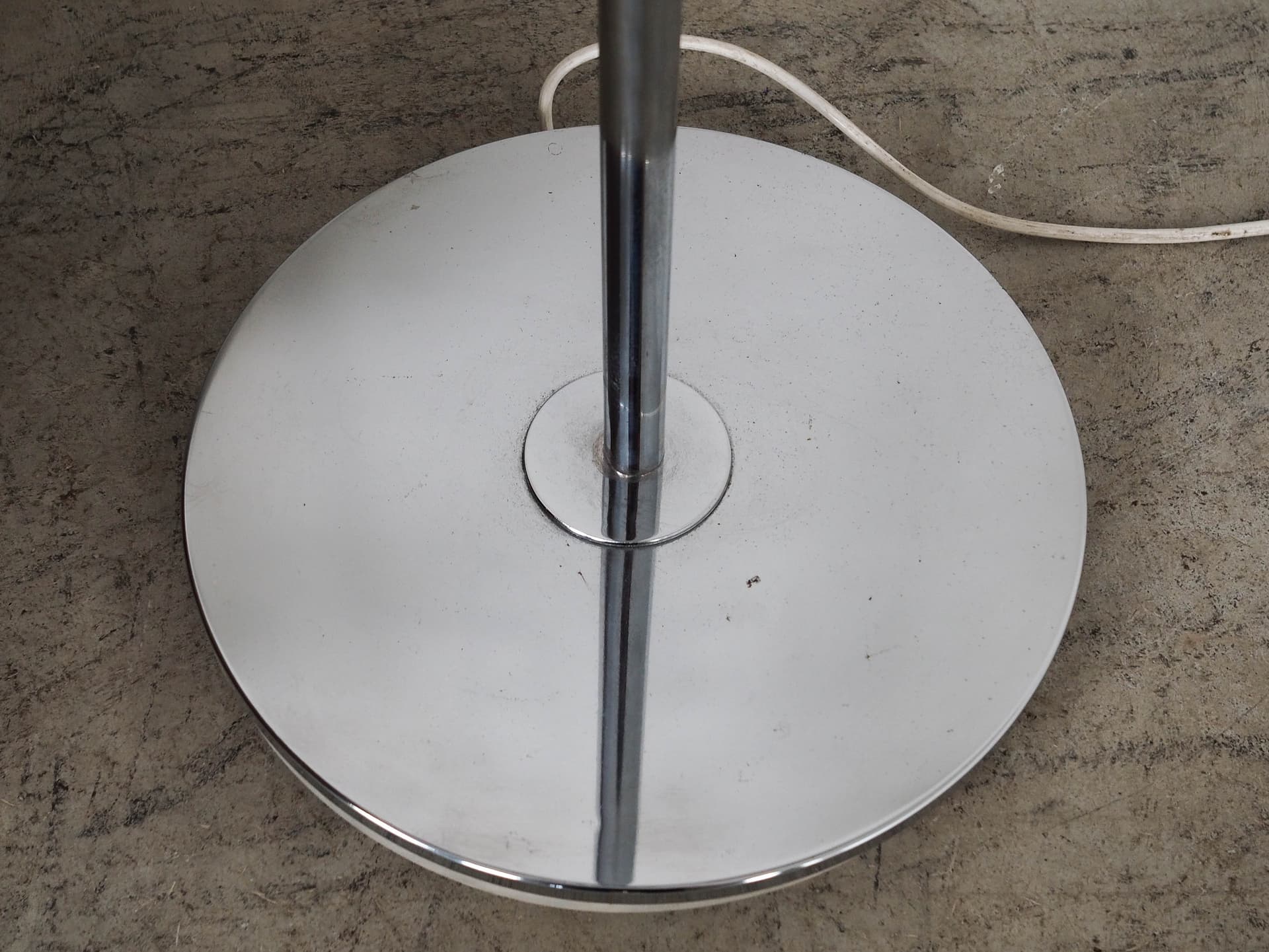 Floor lamp, Murano glass milky white, silver metal, Italy, 1970s. - 222246