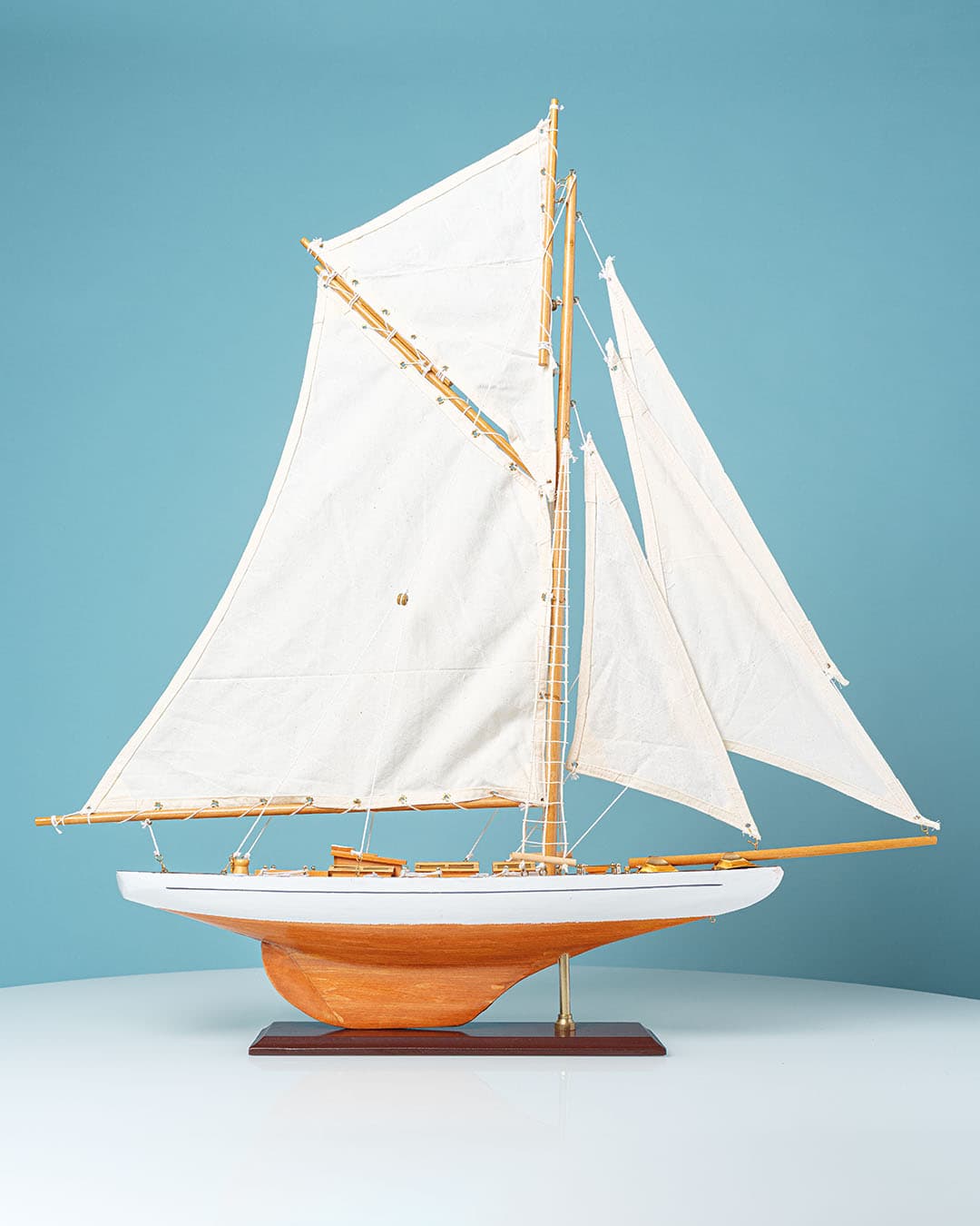 Model jachtu Shamrock, brązowy, drewno, Dania, lata 80. - 222393