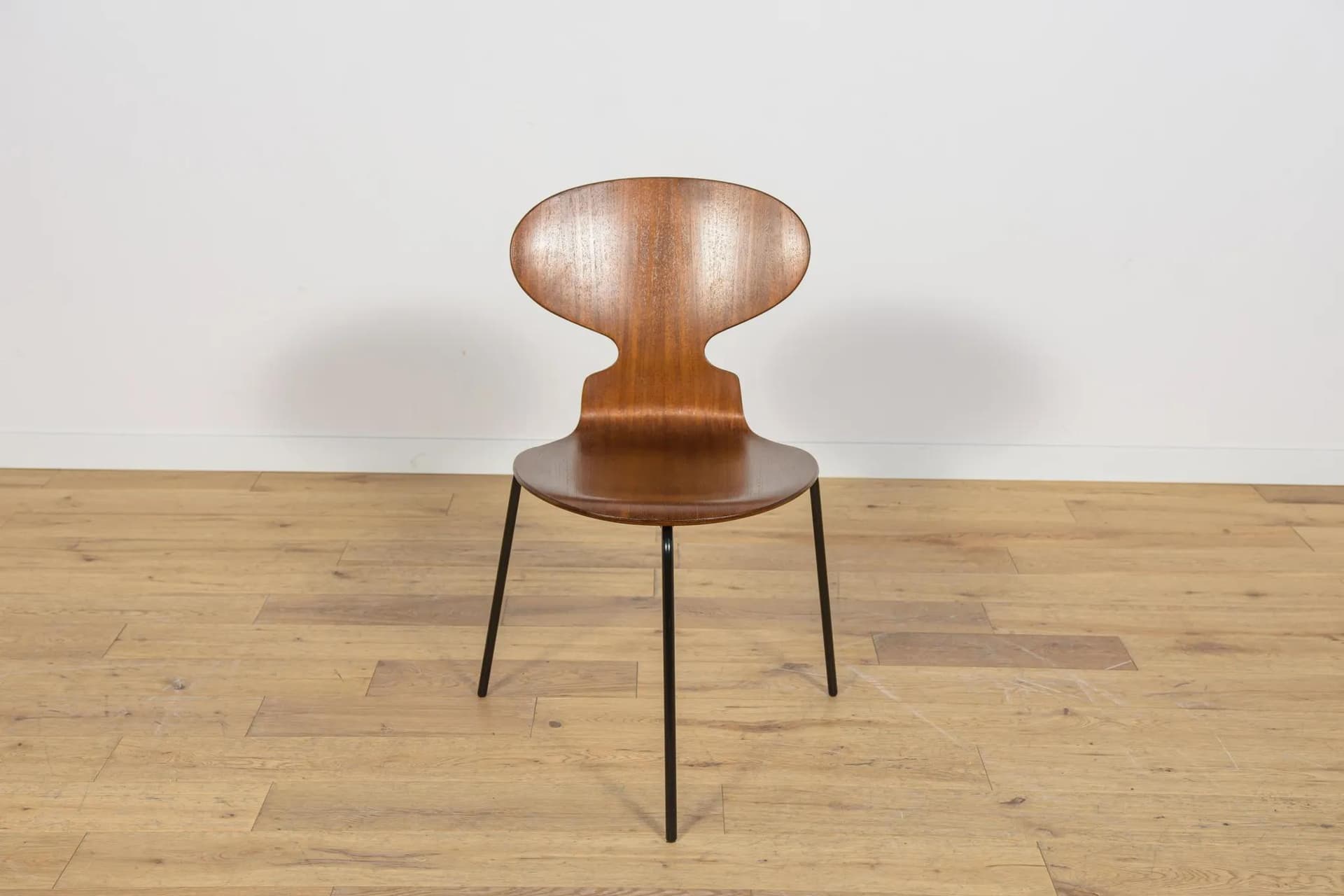Chair Ant Model 3101, brown plywood, black steel, by A. Jacobsen, Fritz Hansen, Denmark, 1970s. - 222500