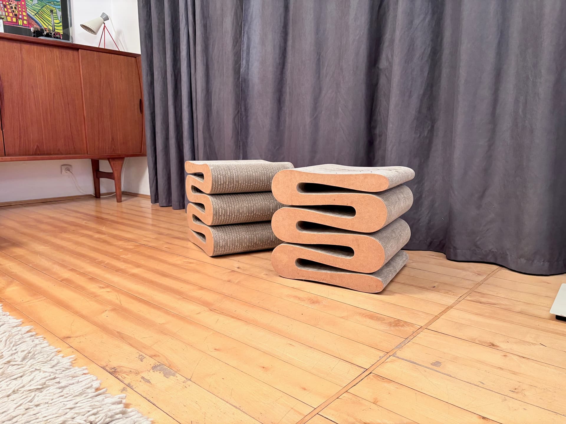 Para stołków Wiggle, brązowy, proj. F. Gehry, Vitra, Szwajcaria, lata 90. - 222566