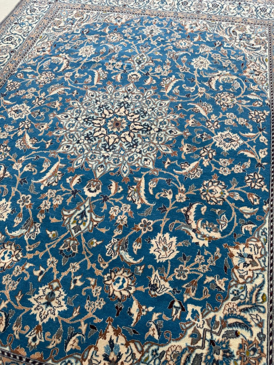 Dywan perski Nain 250x200 cm, niebieski, wełna z jedwabiem, Iran - 222613