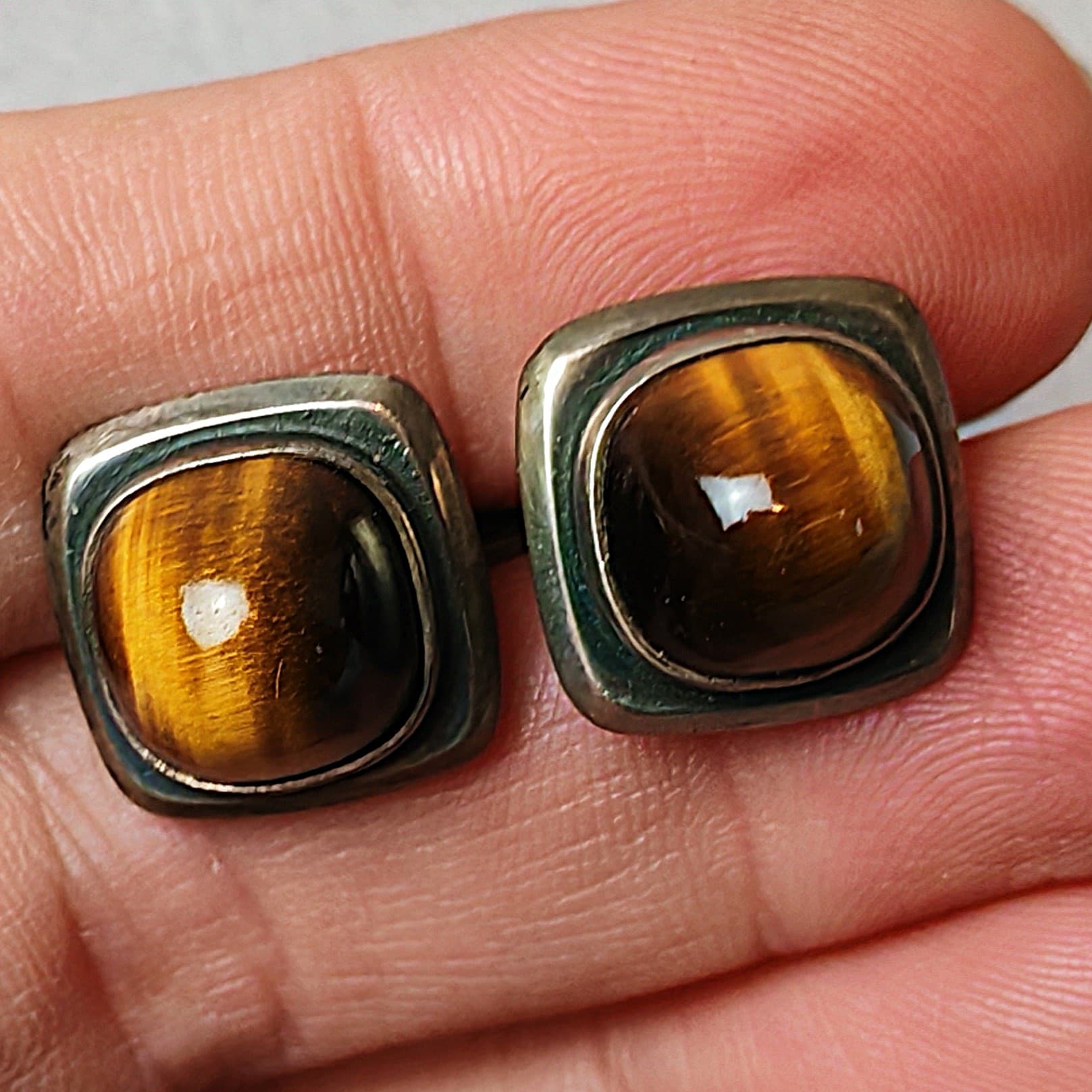 Para spinek do mankietów, srebro, tygrysie oko brązowy, proj. V. Janson, Szwecja, lata 60. - 222673